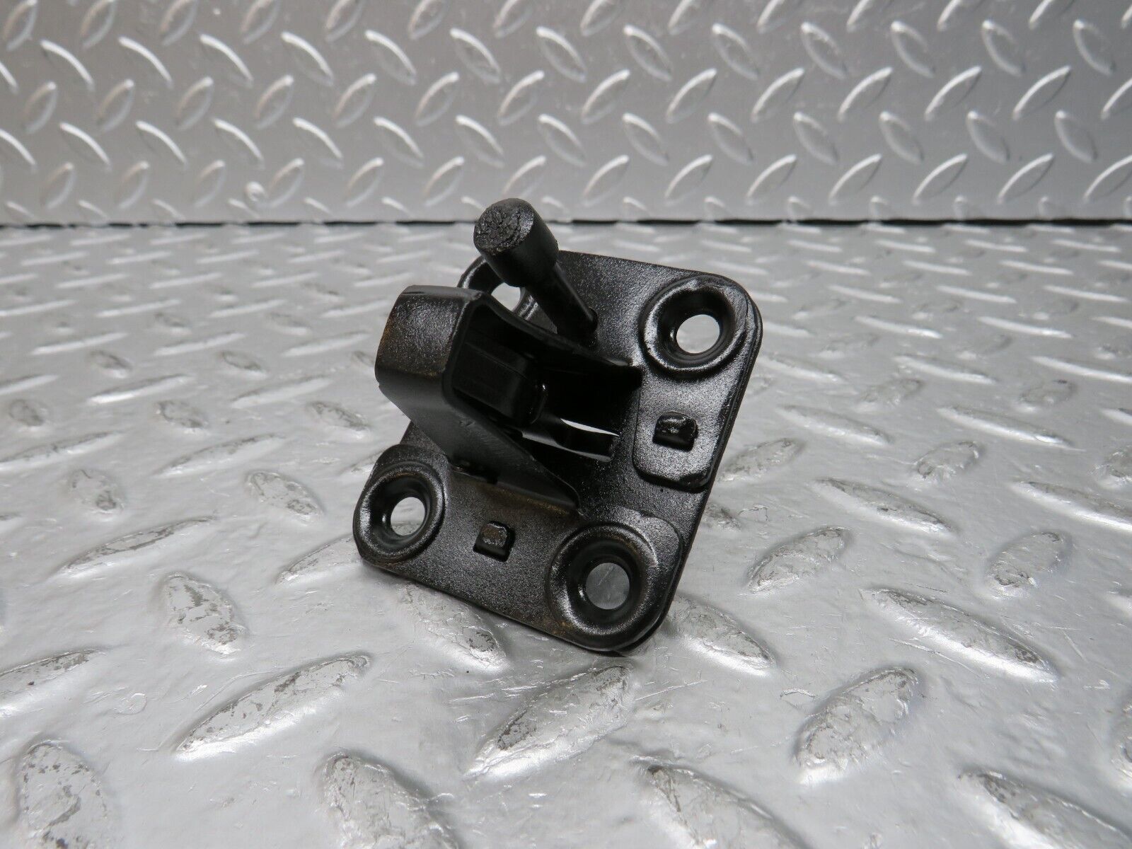 29695 Mercedes-Benz W123 230E Bonnet Lock Latch