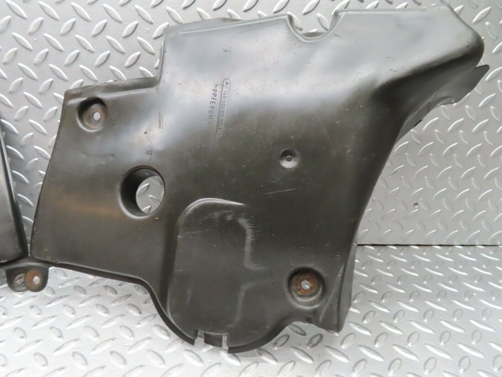 19594 Mercedes-Benz C140 CL420 Engine Bay Undertray Cover Pair 1405240330