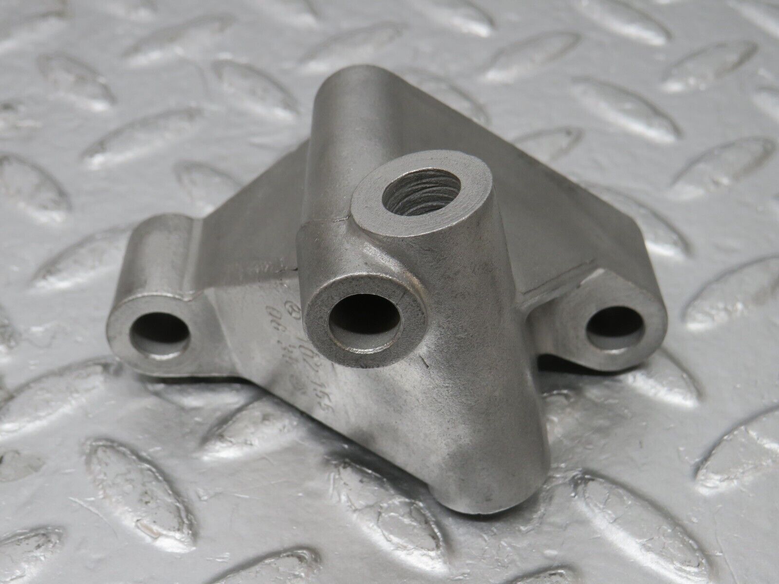 33738 Mercedes-Benz W201 190E 2.0L Alternator Generator Support 1021550835