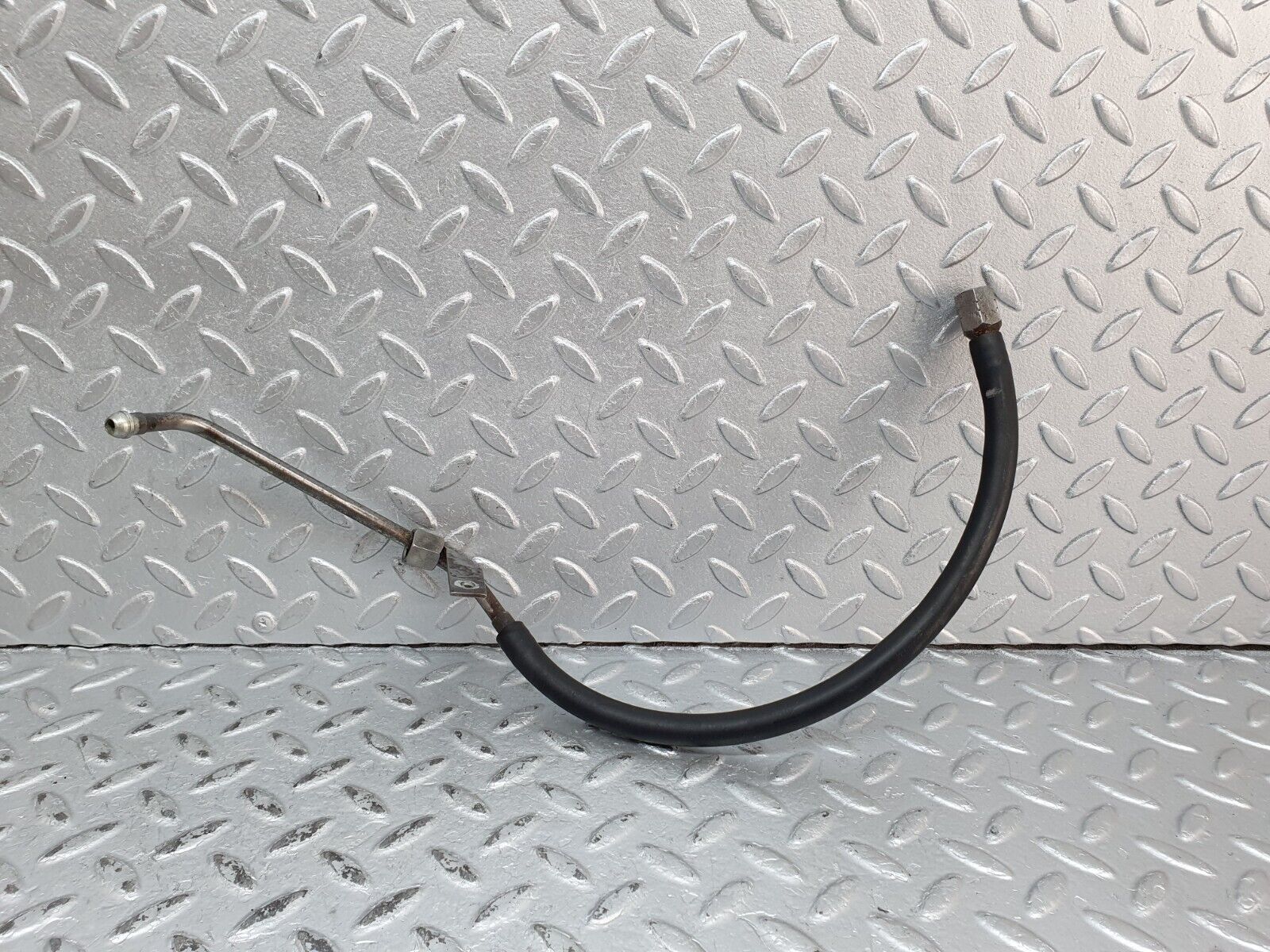 41238 Mercedes-Benz W126 300SE Fuel Pipe Line