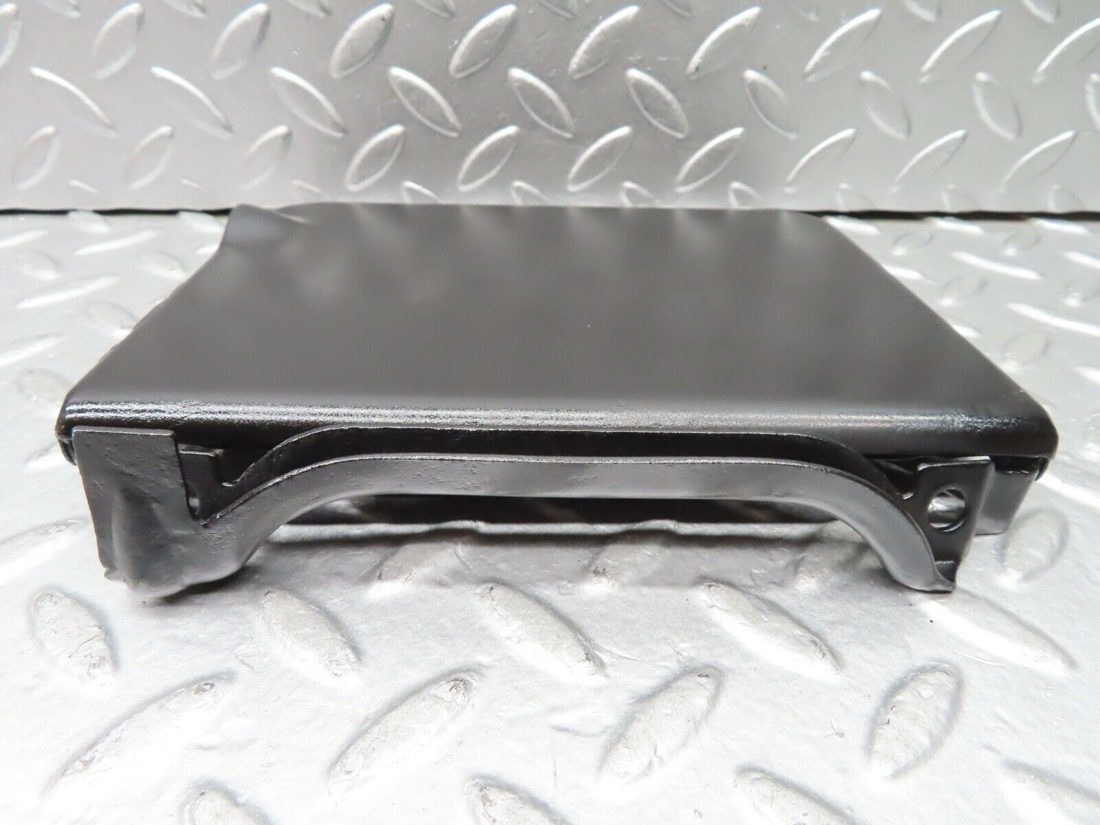 20888 Mercedes-Benz W114 250CE Coupe Fuel Tank Flap Cap