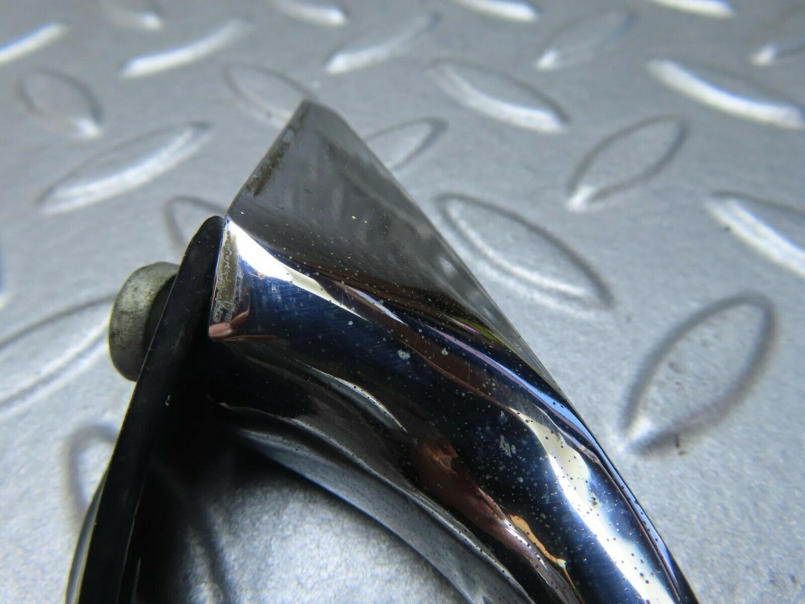 8736 Mercedes-Benz W108 Chrome Door Handle Front Left No Key 1087660701