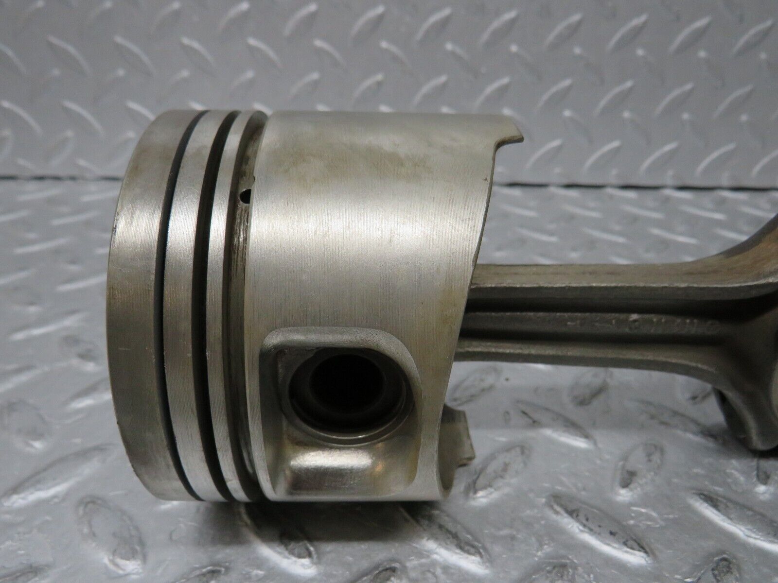 37126 Mercedes-Benz C126 420SEC Coupe Piston With Connecting Rod 92.00 mm