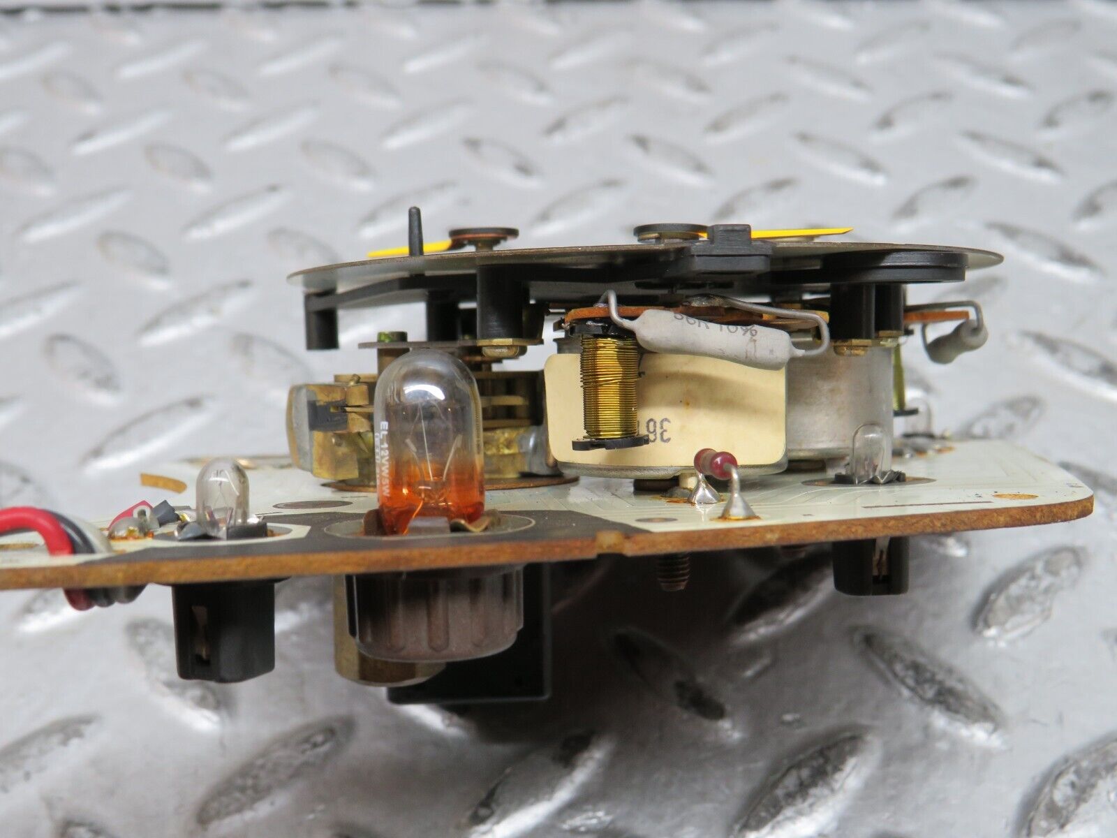 28511 Mercedes-Benz S123 240D Wagon Instrument Cluster Fuel Temp Oil Gauge