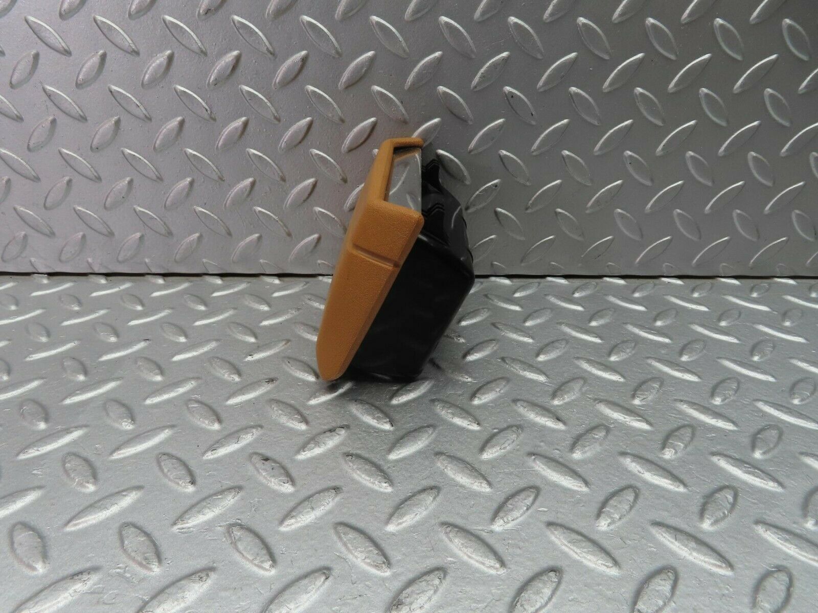 10871 Mercedes-Benz W123 230E Rear Door Ashtray