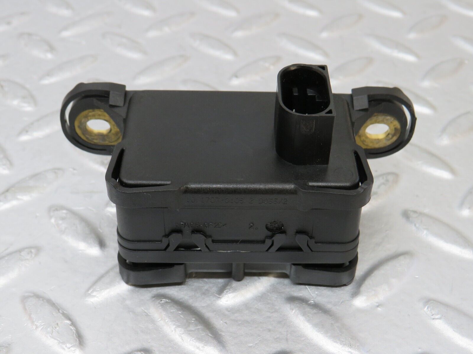 35144 Mercedes-Benz W221 ESP Yaw Rate Sensor 0045422118