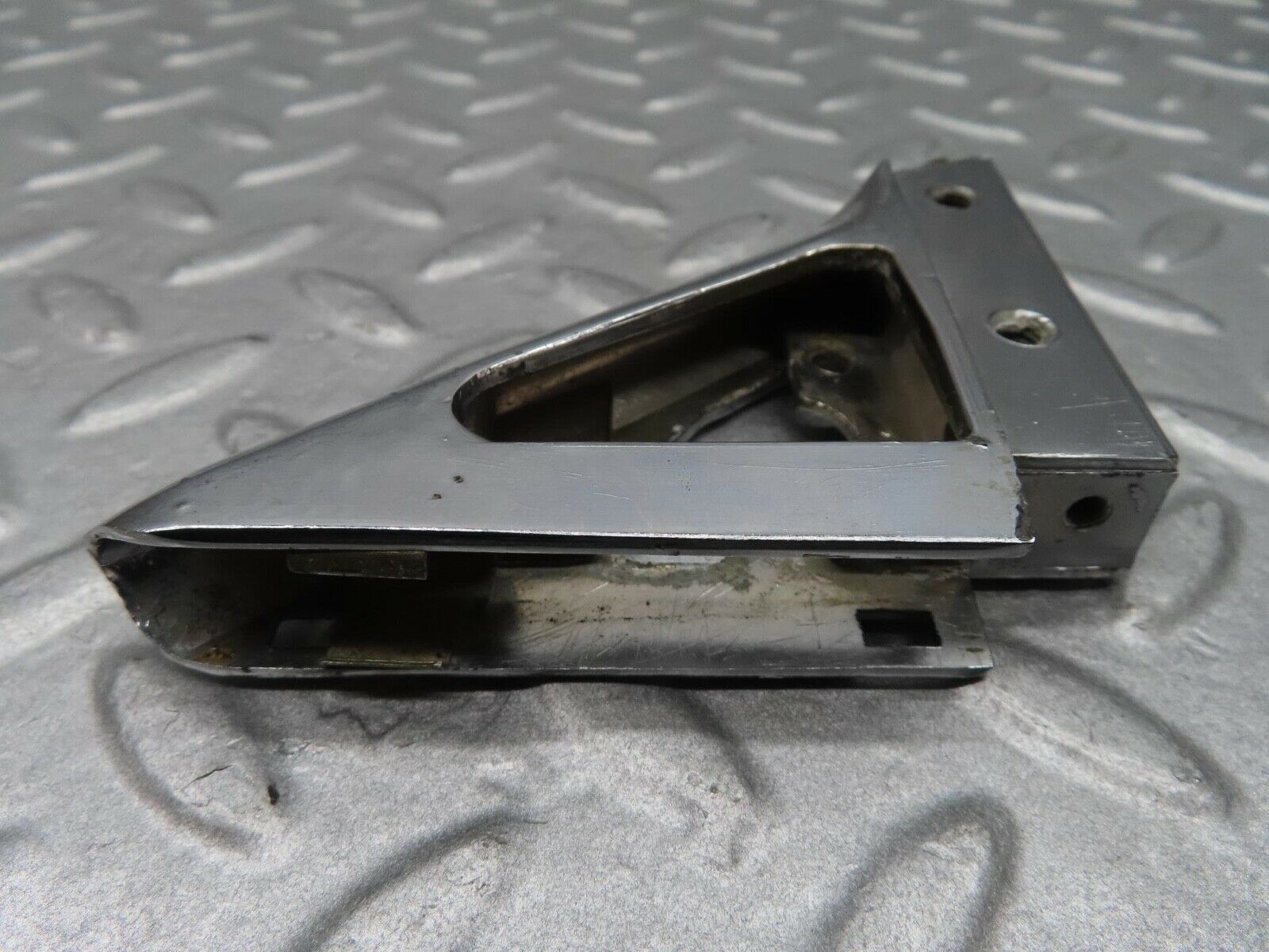 14068 Mercedes-Benz C107 280SLC Right Wing Mirror Triangle Chrome Bracket