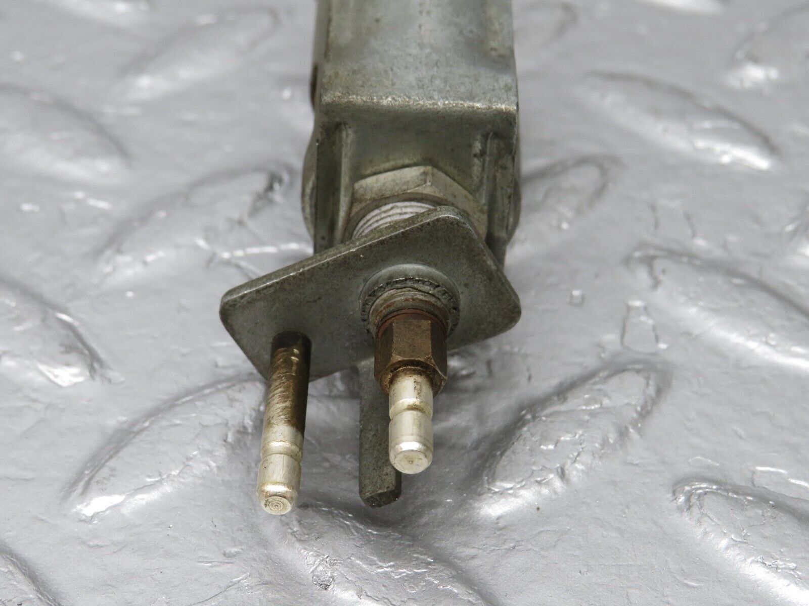 40317 Mercedes-Benz W110 230 Cigarette Lighter Housing 1108250353