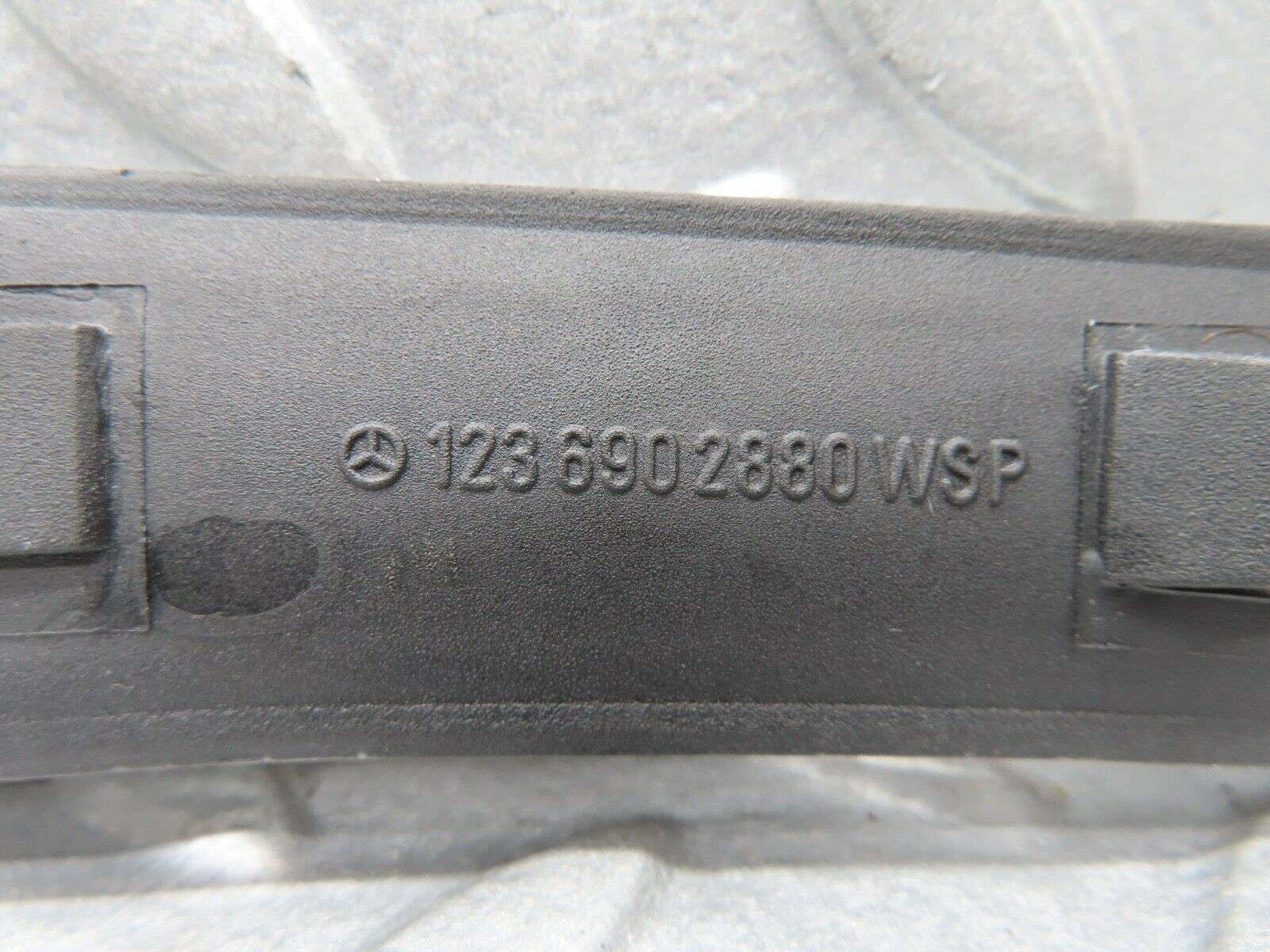 13608 Mercedes-Benz W123 200 C Pillar Exterior Trim Right Side 1236902880