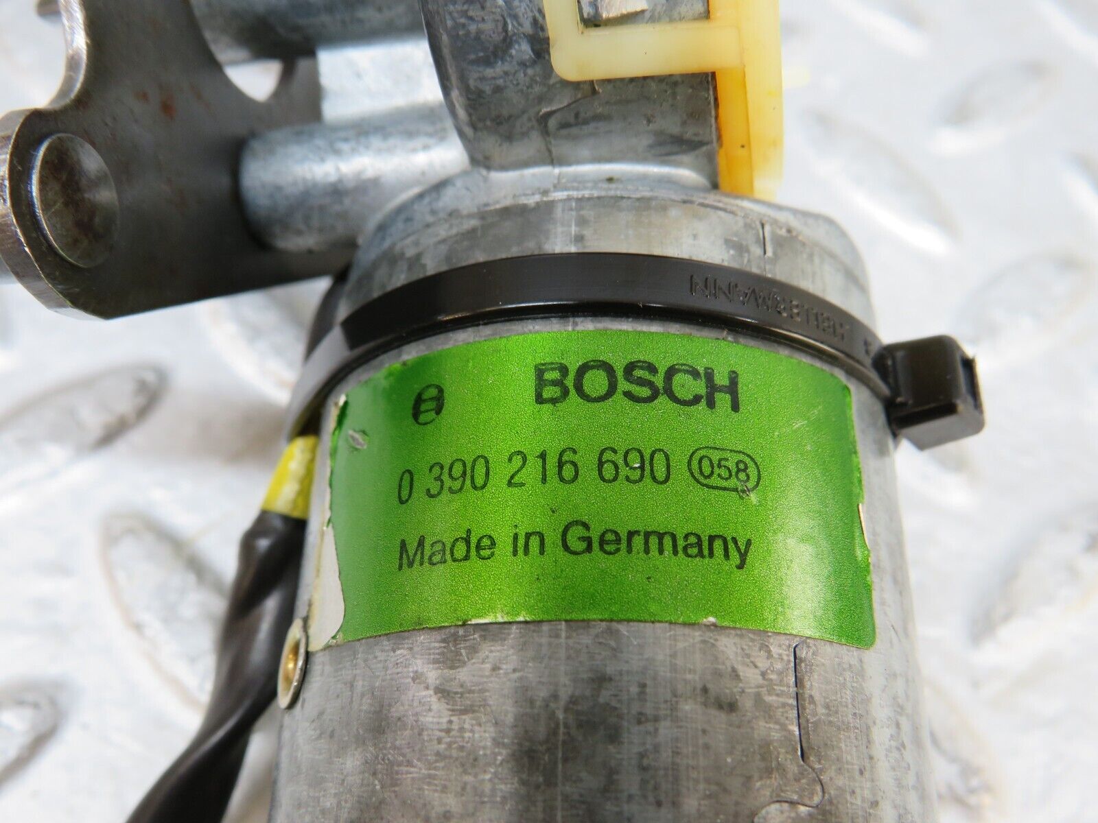 37063 Mercedes-Benz C126 420SEC Coupe Front Left Seat Backrest Adjustment Motor 0390216690