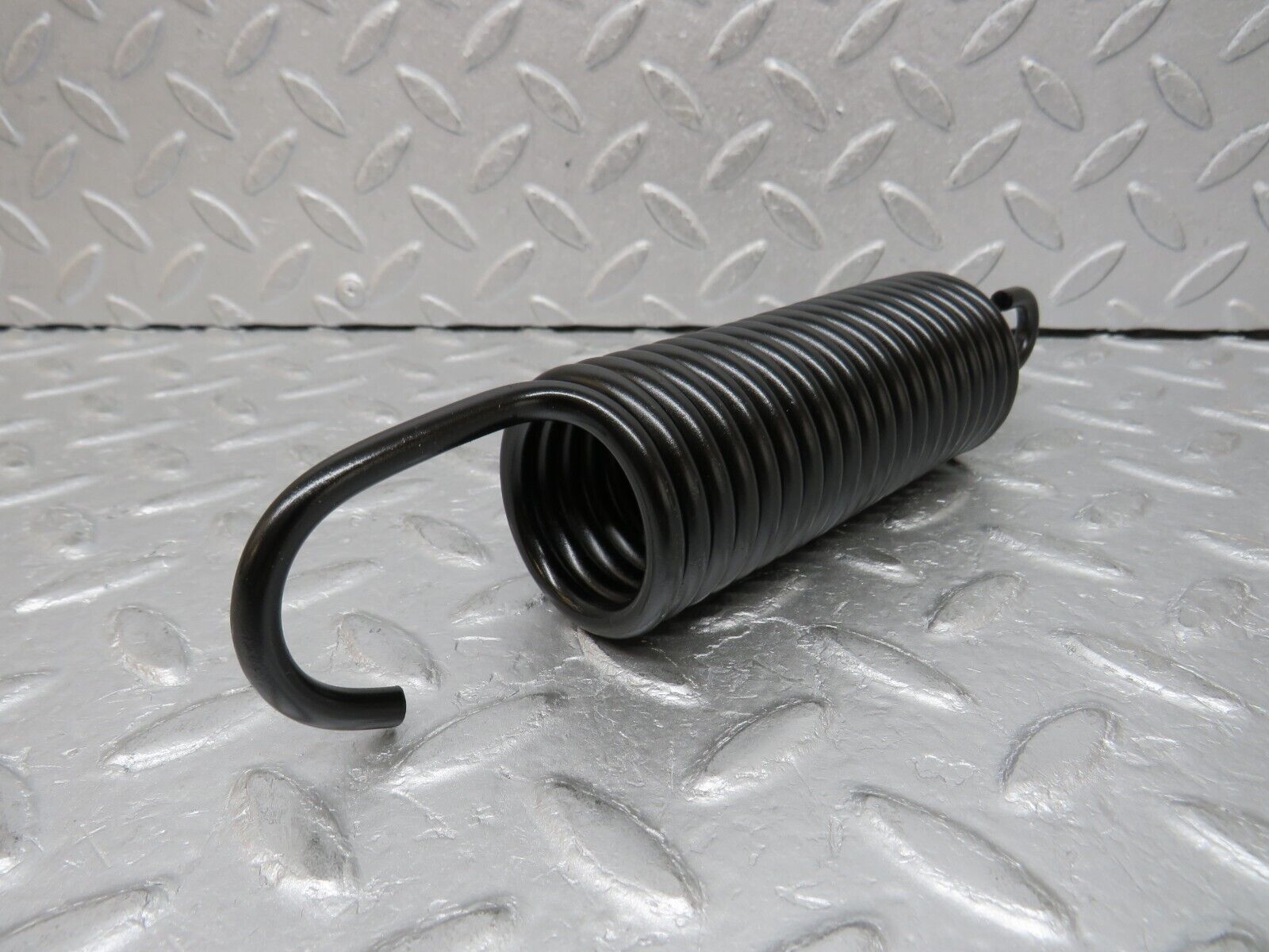 37472 Mercedes-Benz W109 300SEL Trunk Lid Hinge Spring