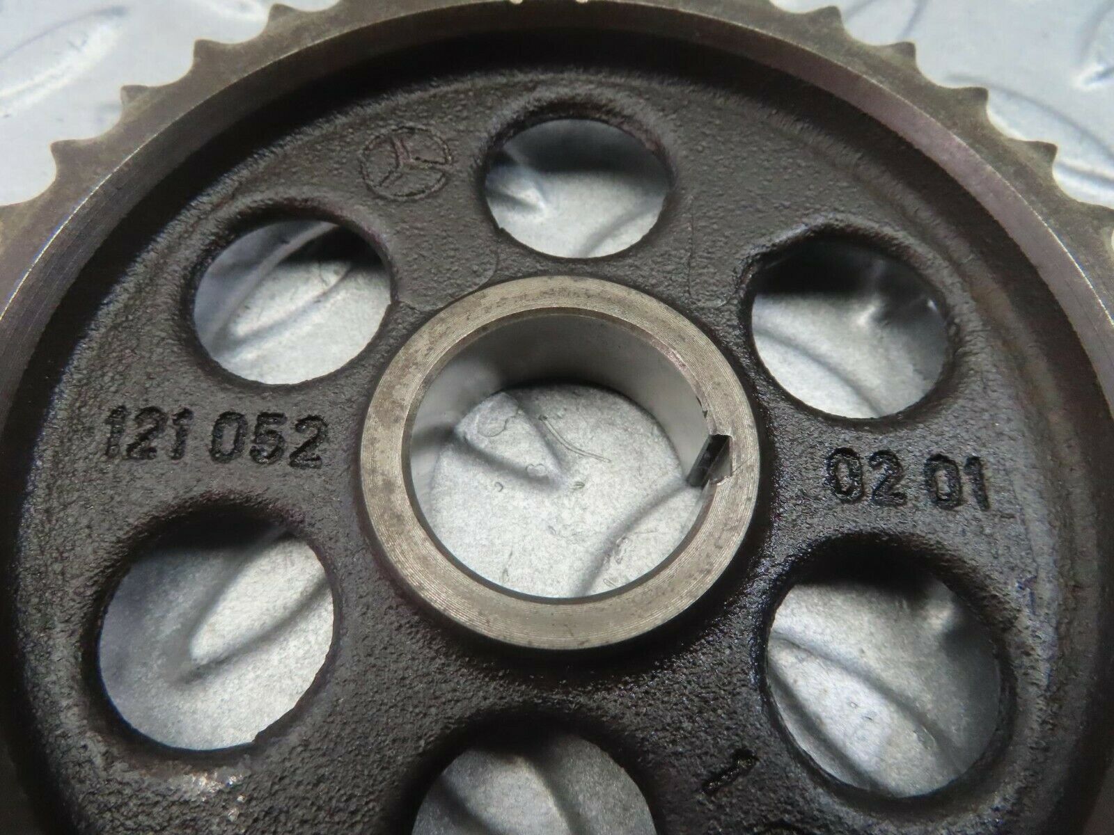 8449 Mercedes-Benz W108 Camshaft Timing Gear 1210520201