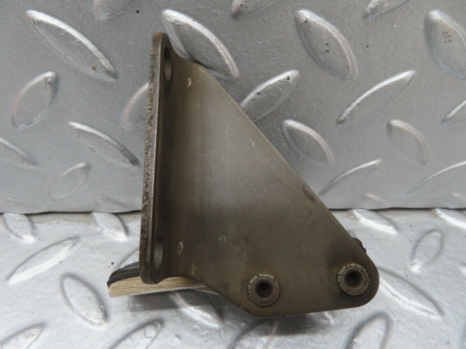 12927 Mercedes-Benz W111 220SE Timing Chain Guide Rail