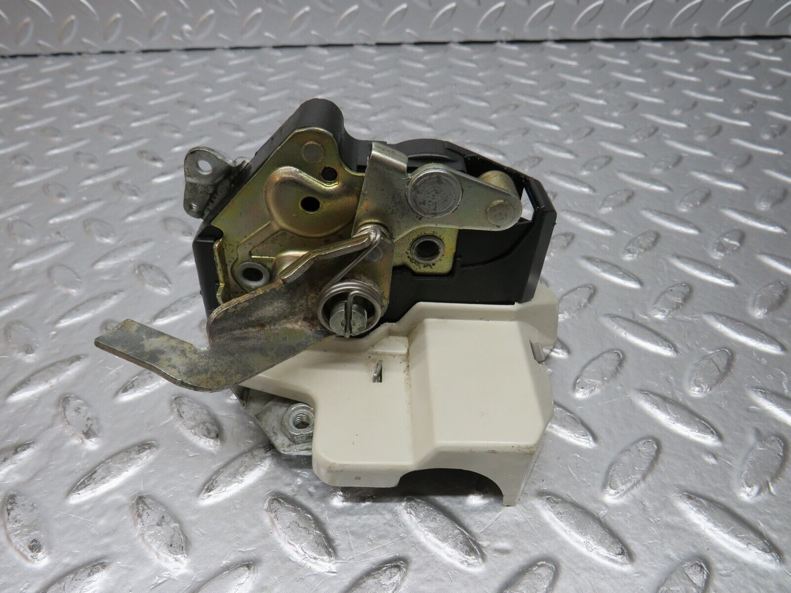 30486 Mercedes-Benz W124 230E Rear Right Door Lock Mechanism