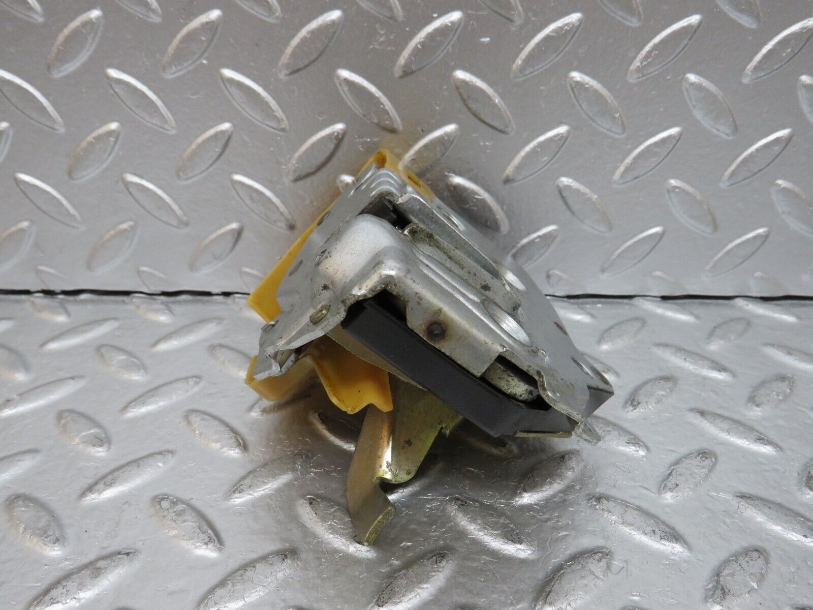 29352 Mercedes-Benz W124 230E Rear Right Door Lock Mechanism