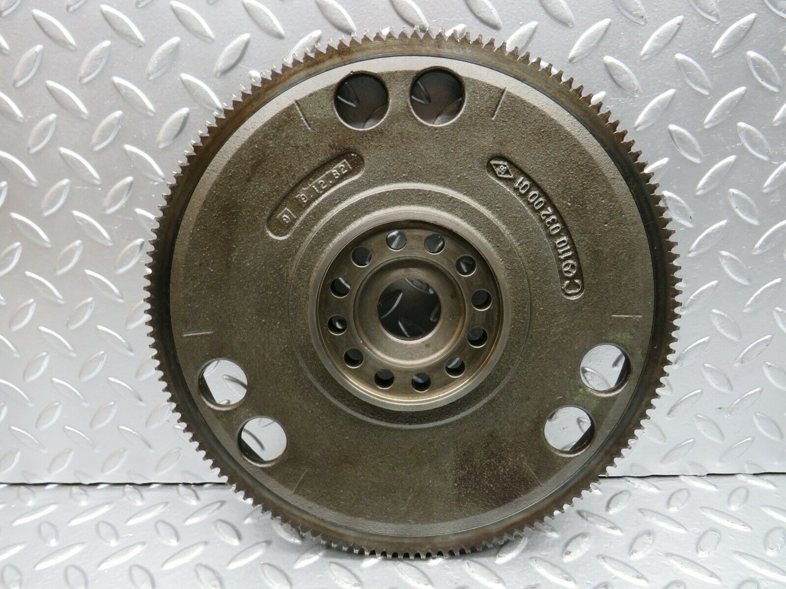 24066 Mercedes-Benz W123 280E Flywheel Starter Ring 1100320001