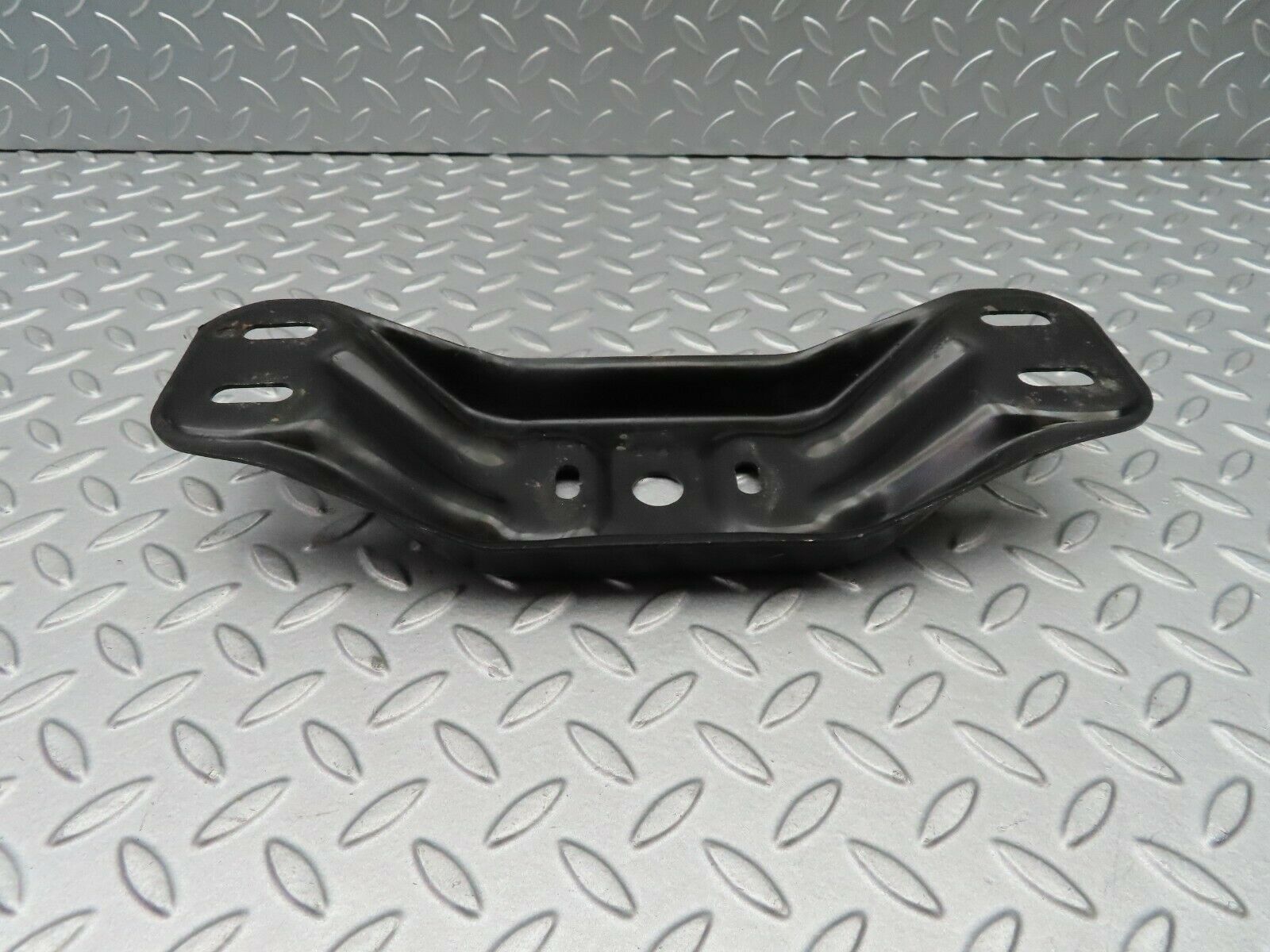 5408 Mercedes-Benz W124 230E Gearbox Mount Bracket Holder