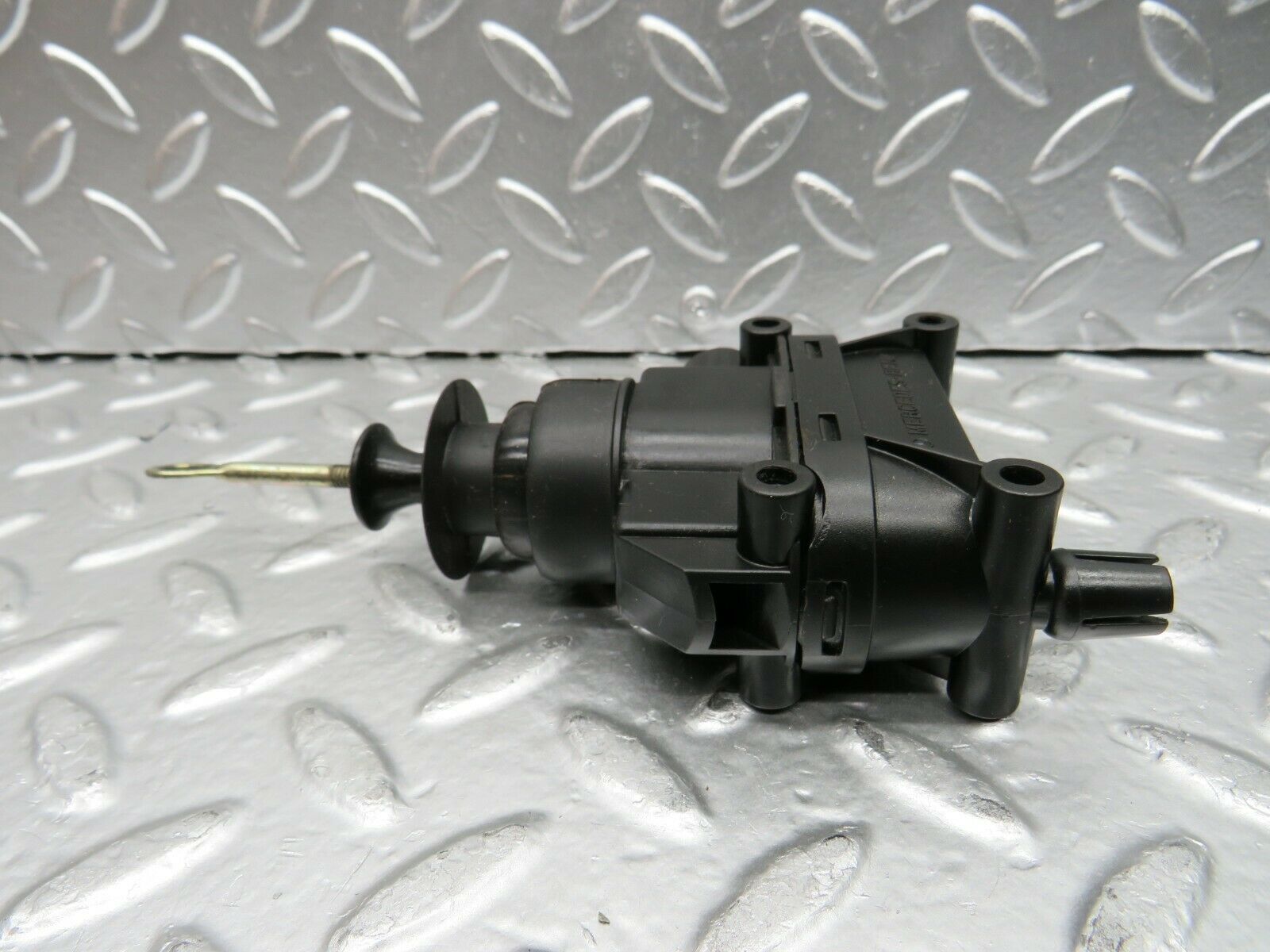 22494 Mercedes-Benz C124 E220 Coupe Door Lock Vacuum Actuator