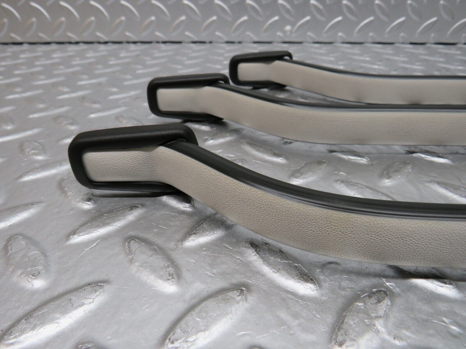 31732 Mercedes-Benz W201 190LE 1.8L Interior Roof Grab Handle Set