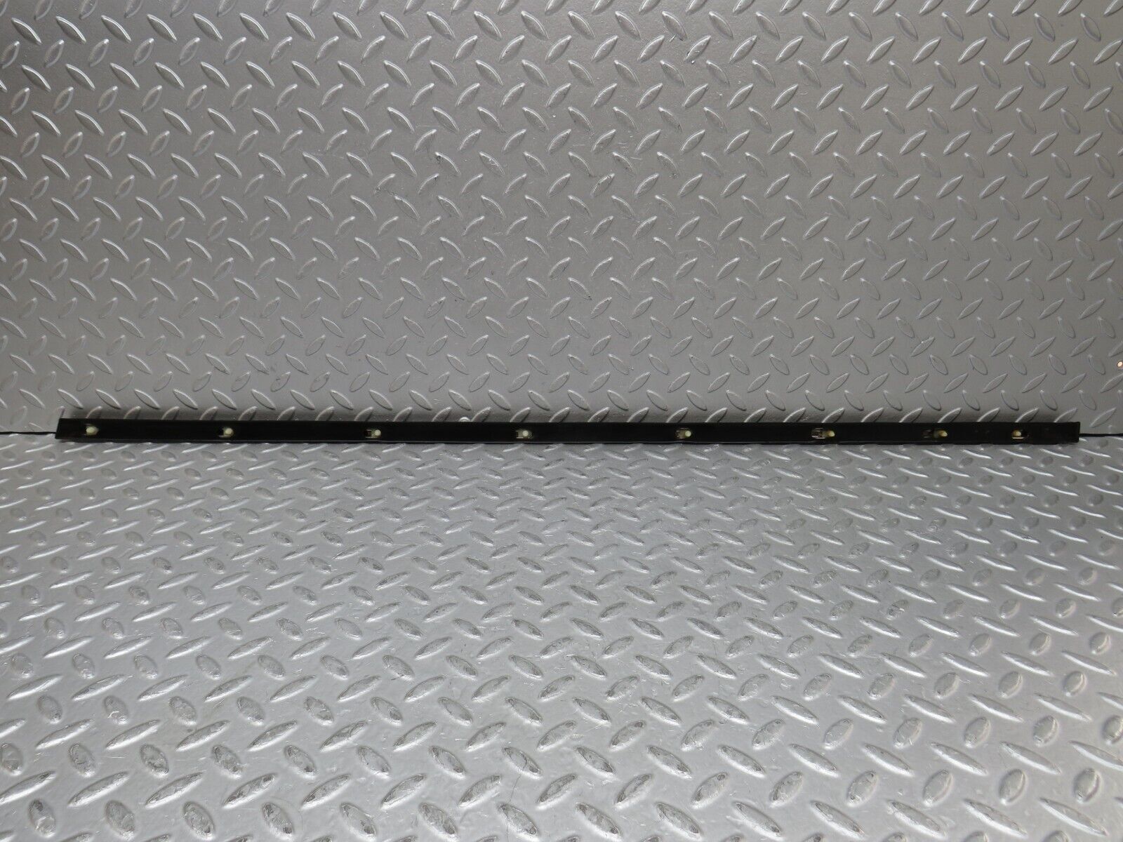 37310 Mercedes-Benz W109 300SEL Rear Right Door Centre Moulding Trim