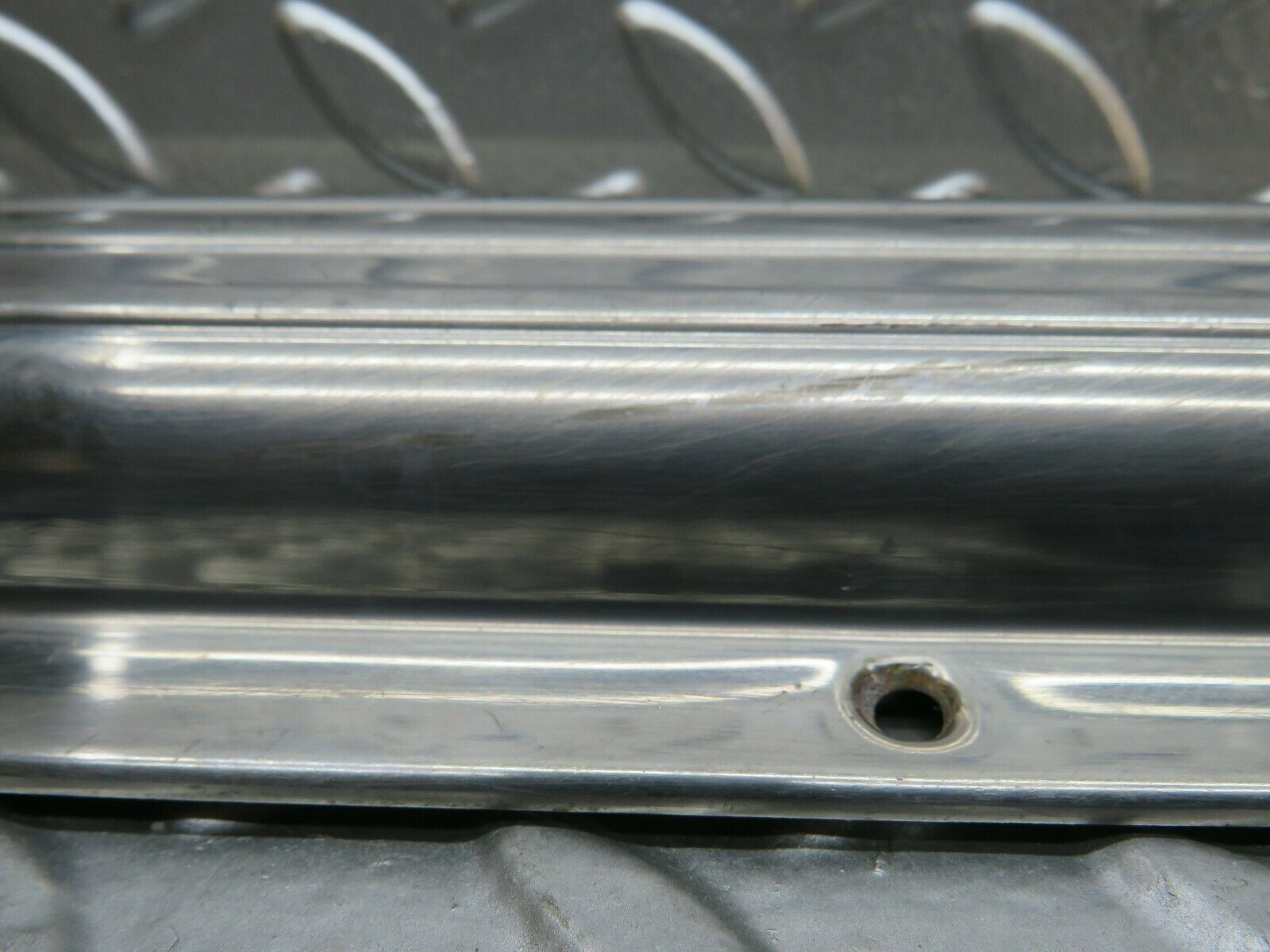 22706 Mercedes-Benz C107 450SLC Coupe Right Door Sill Chrome