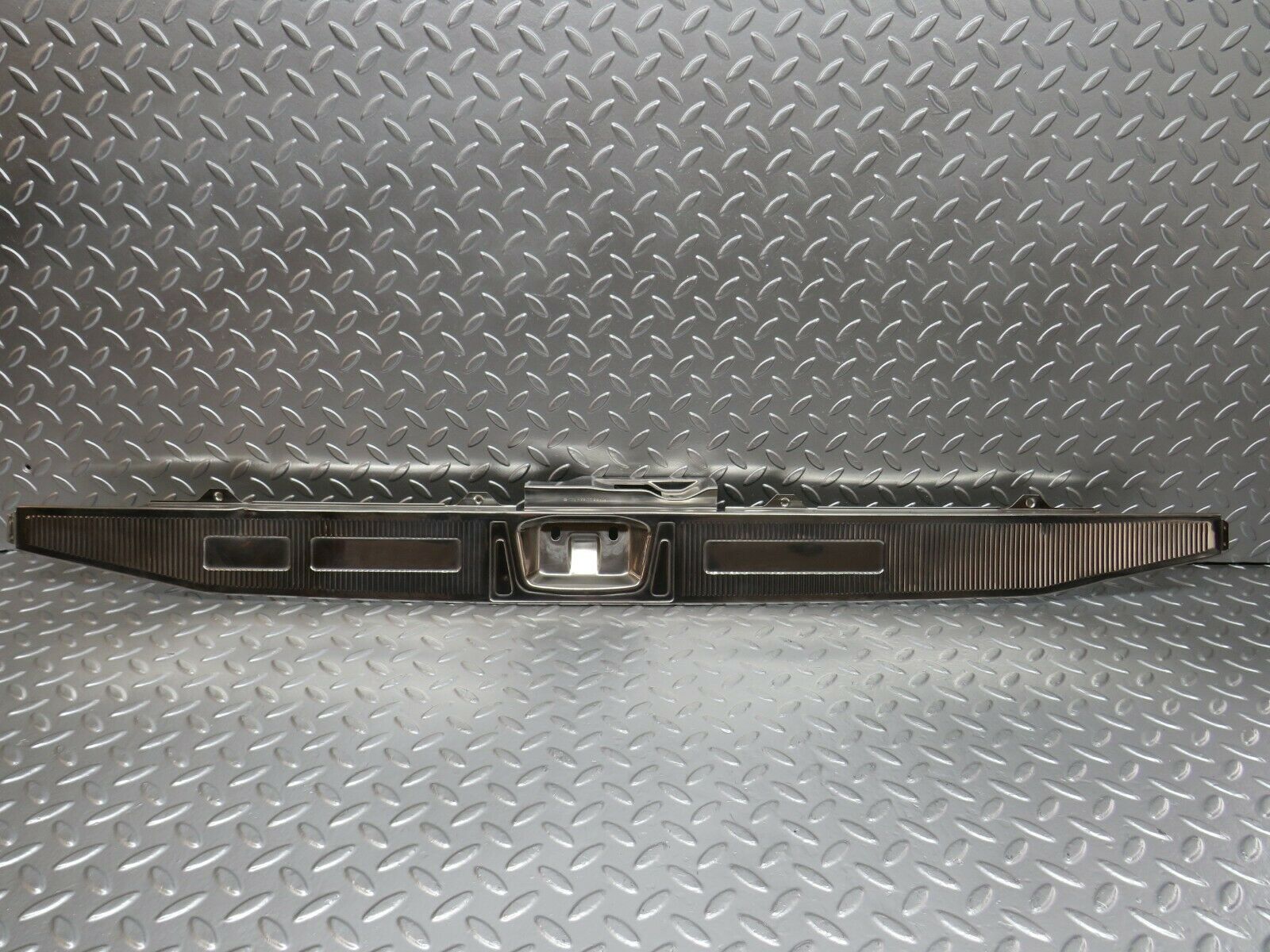 24412 Mercedes-Benz S124 220TE Wagon Trunk Edge Chrome Moulding 1246980089