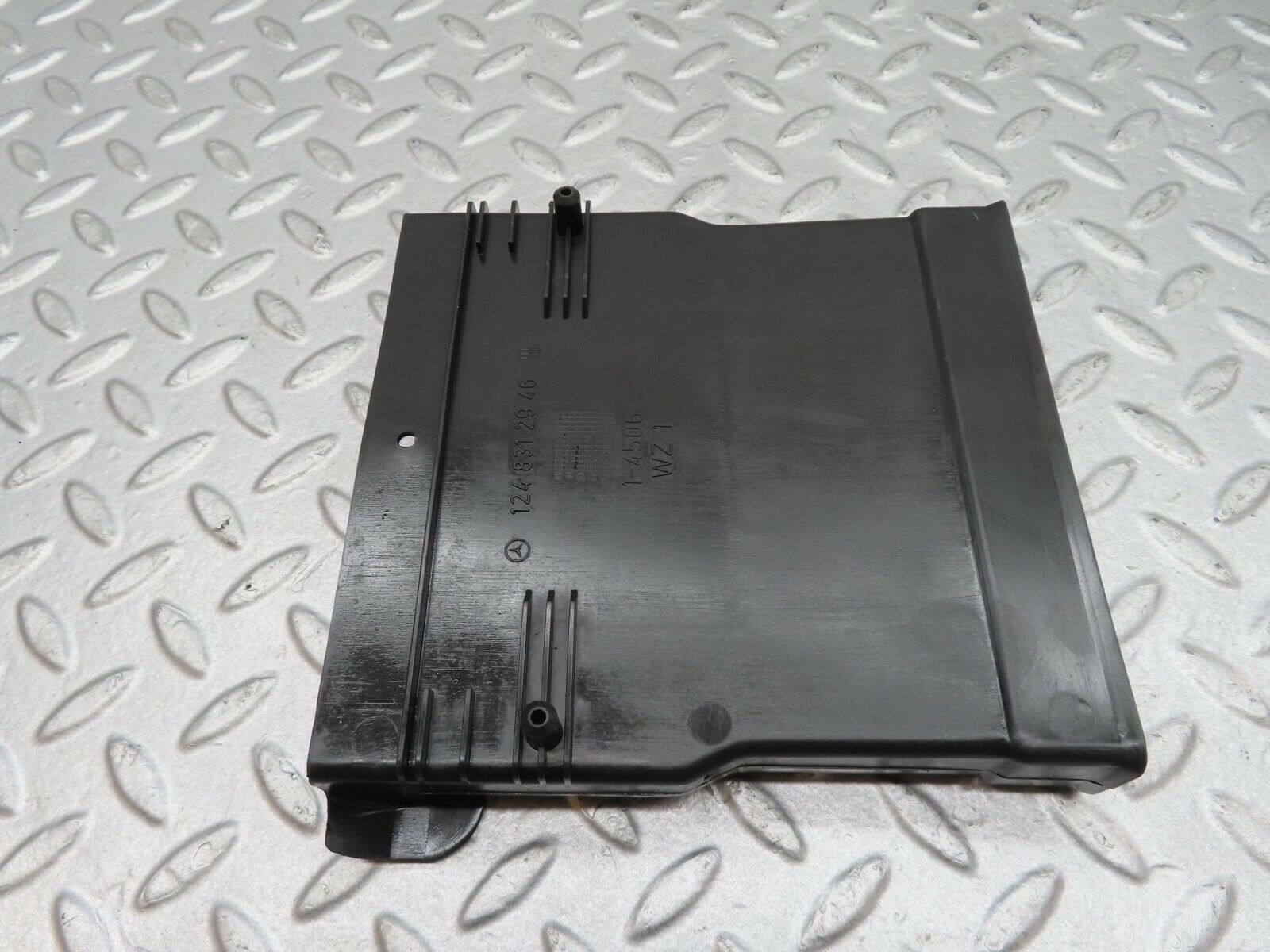 16195 Mercedes-Benz W124 260E Ventilation Air Duct Under Seat 1248312946