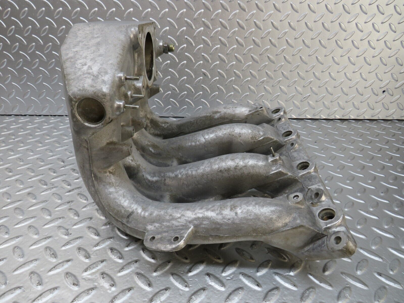 26663 Mercedes-Benz C124 220CE Coupe Intake Manifold 1111411201