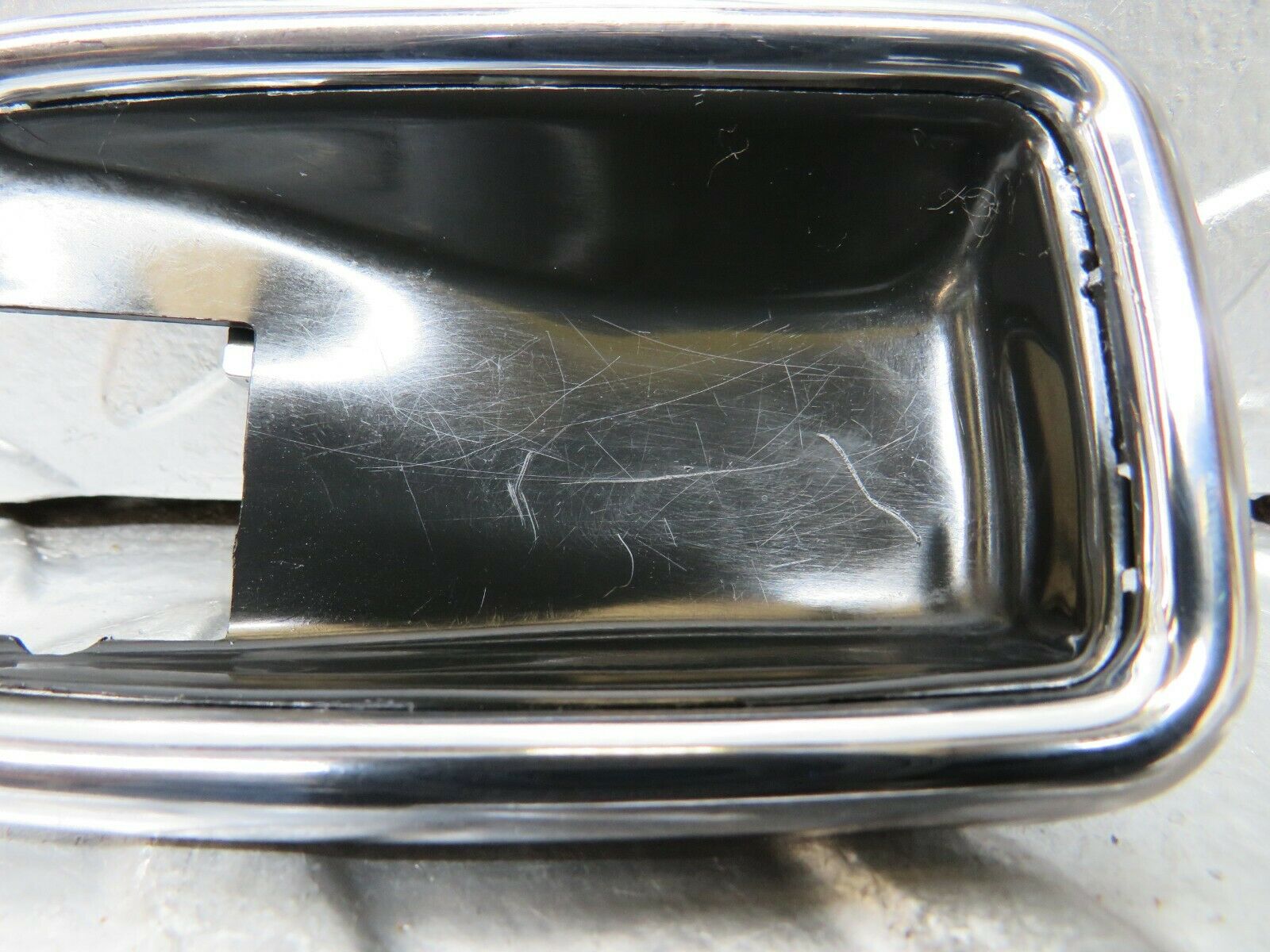 23449 Mercedes-Benz W114 280E Chrome Frame For Door Handle Left 1087660511