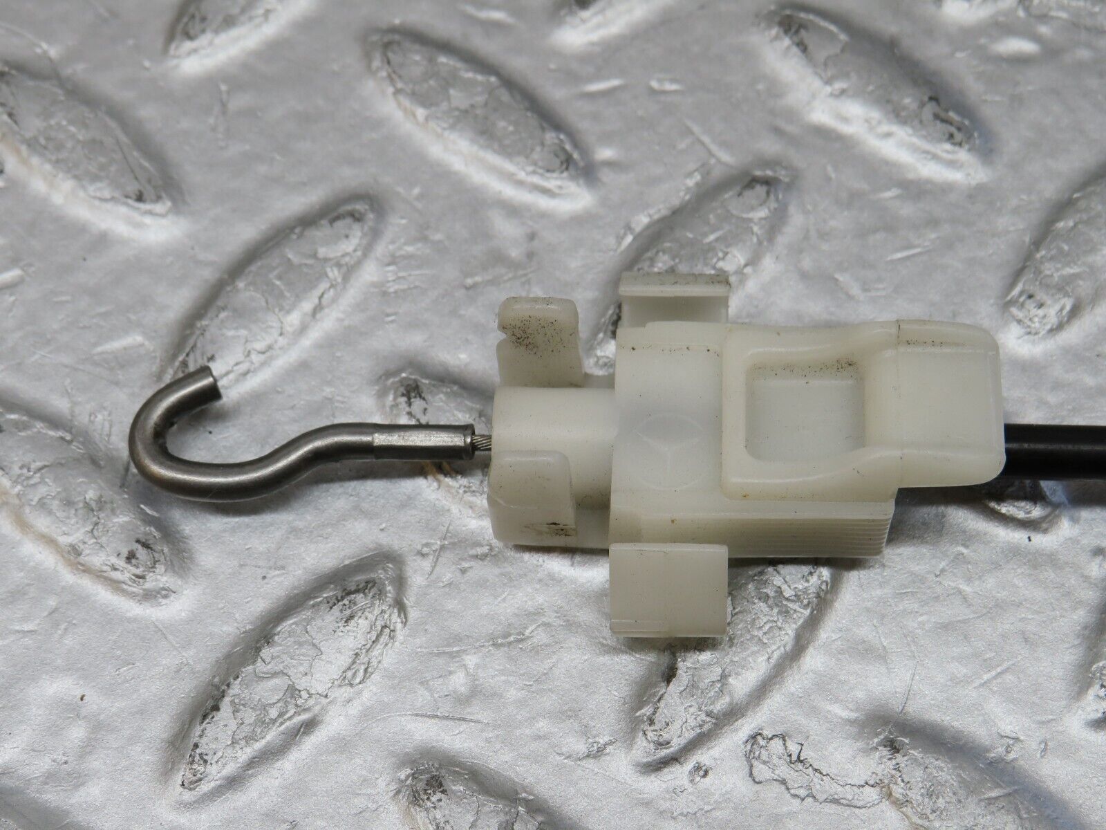 35076 Mercedes-Benz W210 320E Front Door Lock Cable