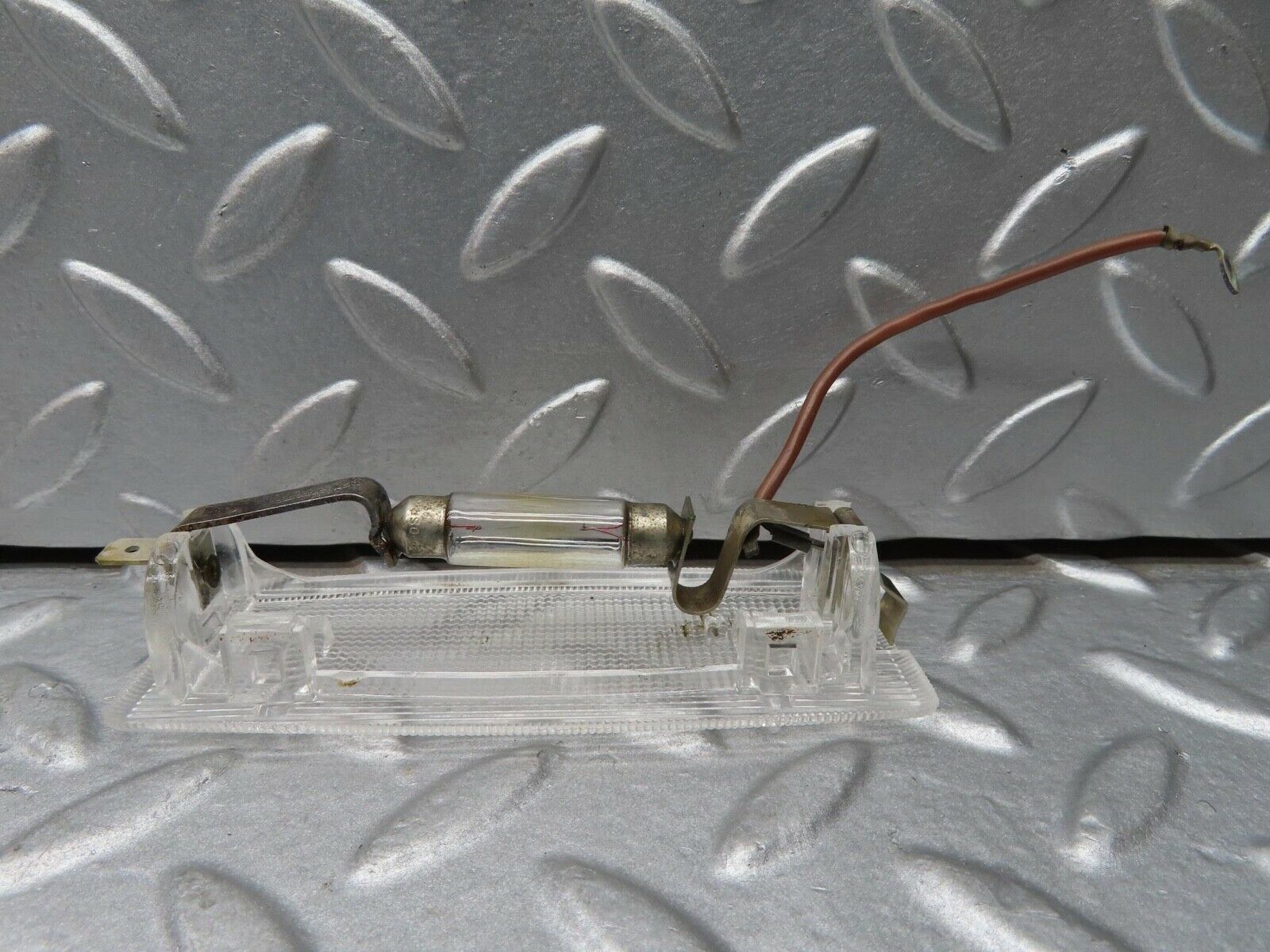 16754 Mercedes-Benz C107 380SLC Rear Interior Dome Light