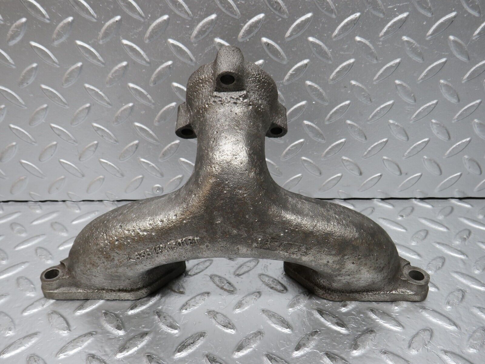 0271 Mercedes-Benz W120 Ponton Exhaust Manifold 6361420801