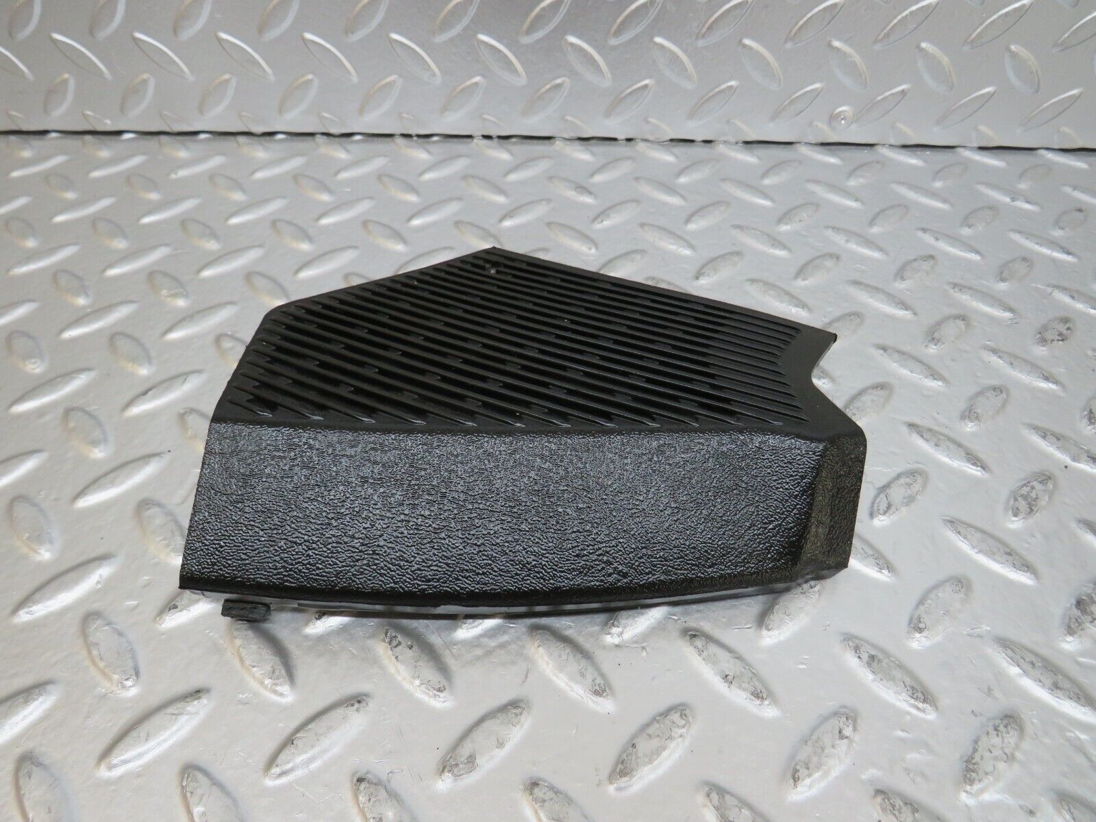 25407 Mercedes-Benz W123 200 Front Left Speaker Cover 1236802707