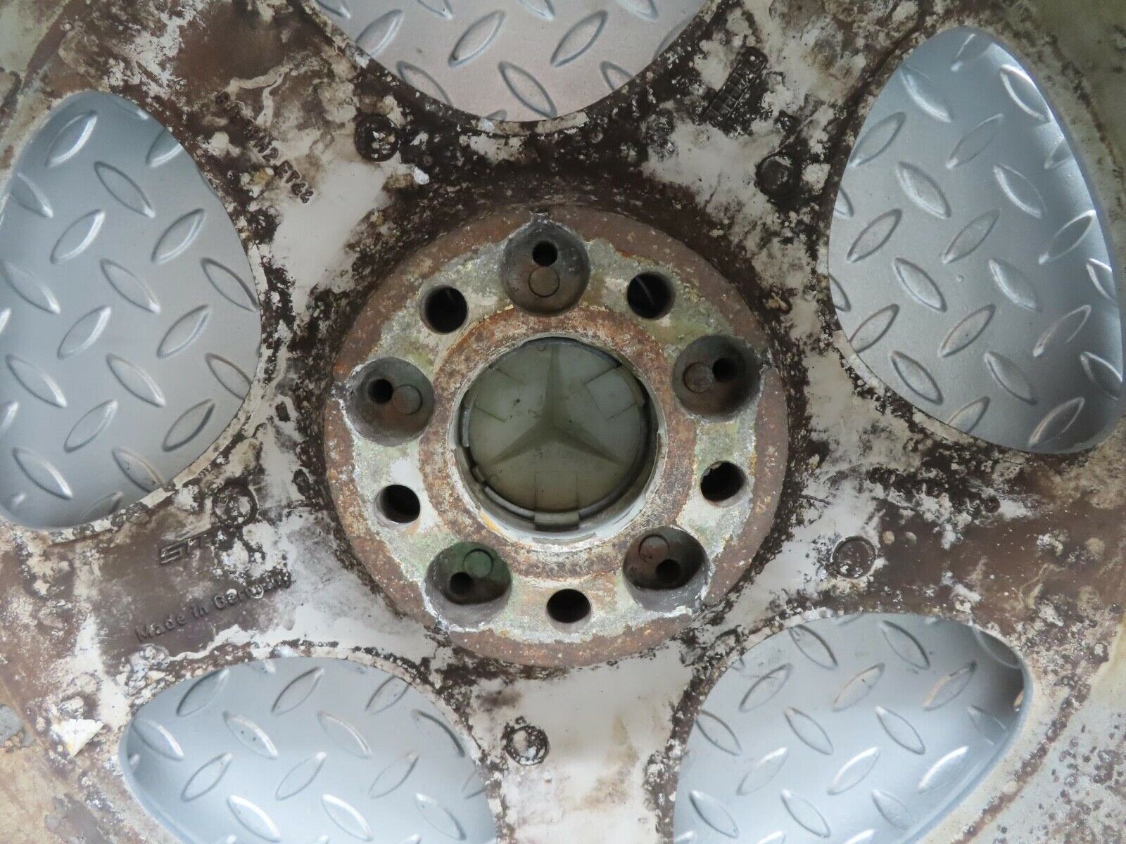 15221 Mercedes-Benz W220 S430 Alloy Wheel 8Jx18H2 ET44 2204010302