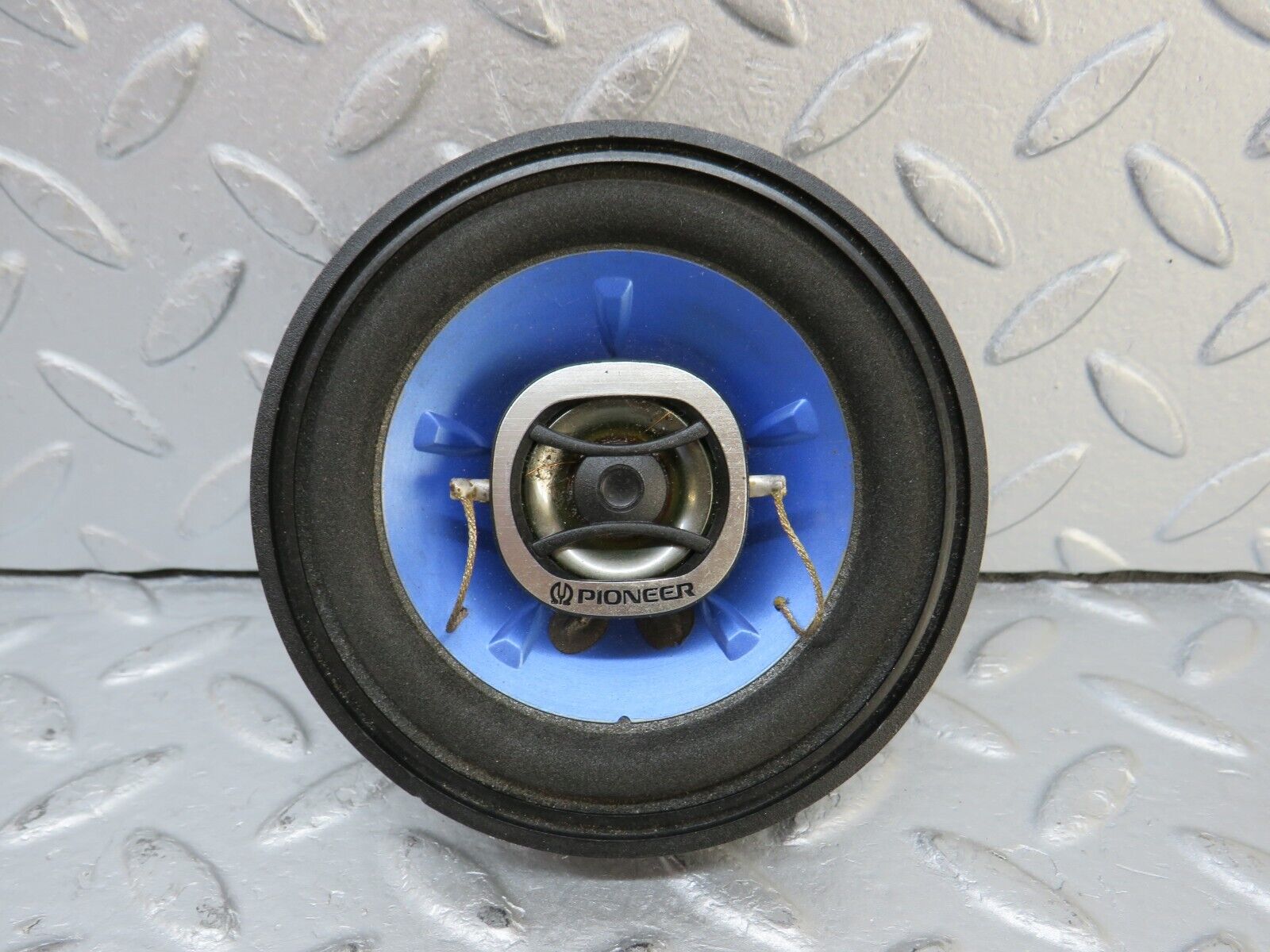 36750 Mercedes-Benz W201 190E 2.0L Speaker PIONEER TS-H103