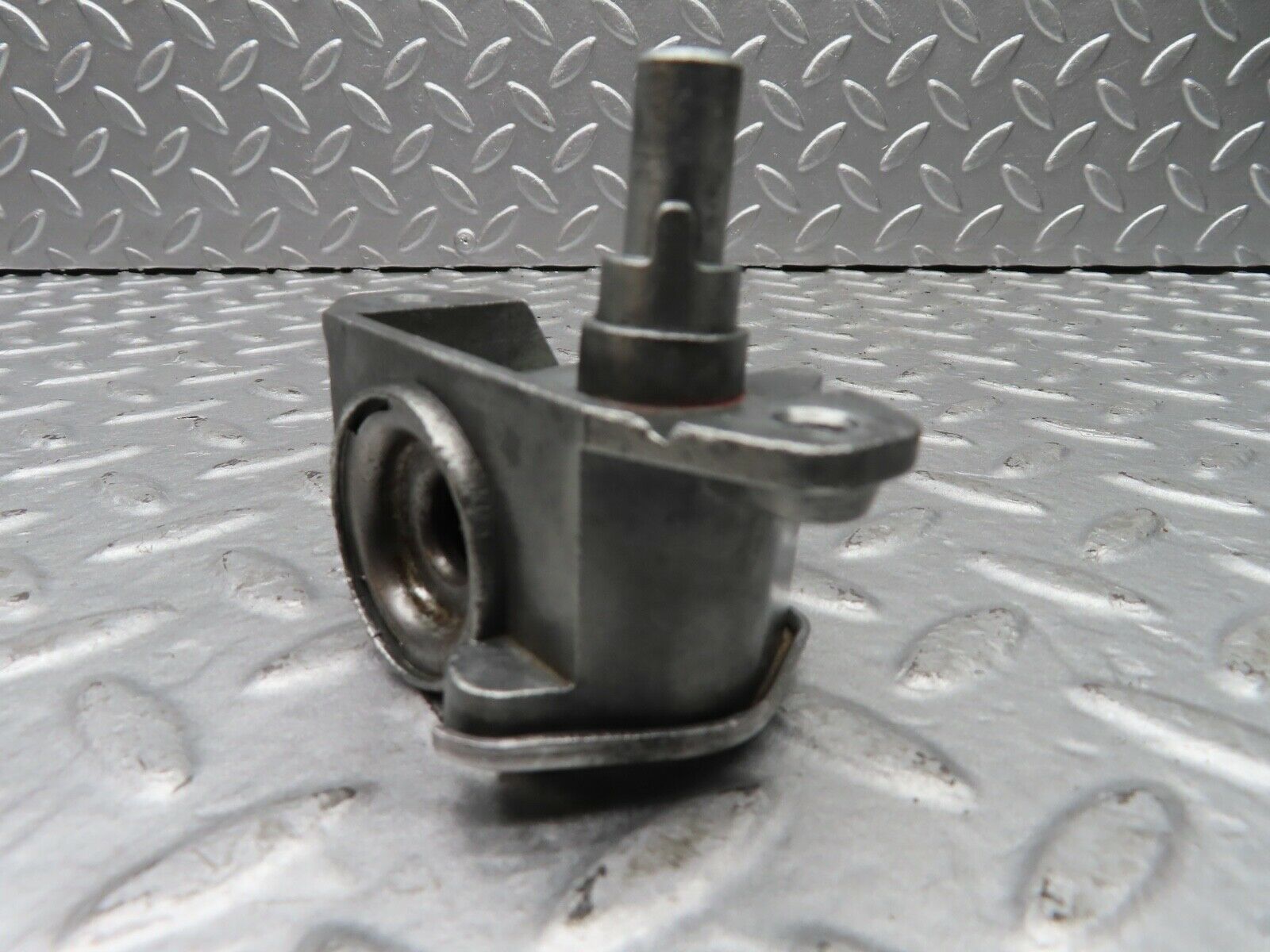 20276 Mercedes-Benz W114 280CE Coupe Vent Window Regulator Left Side