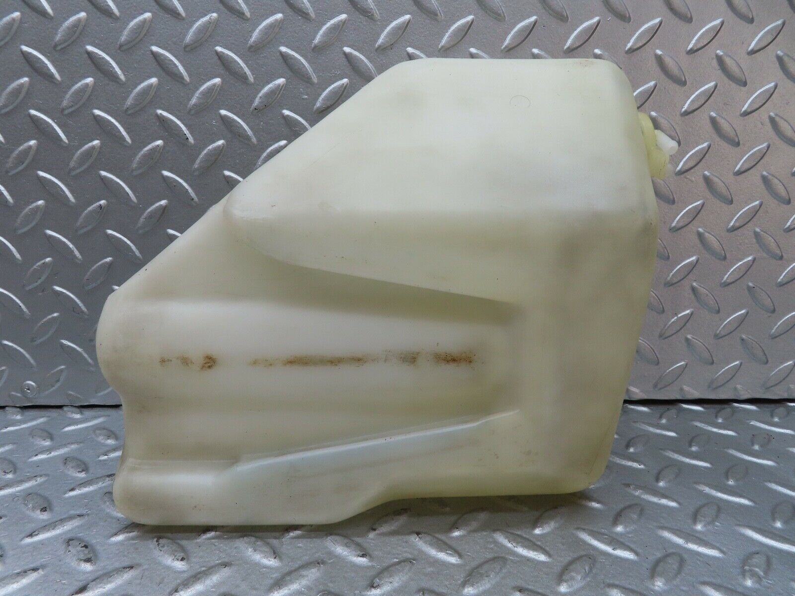 17613 Mercedes-Benz W116 450SEL Windscreen Washer Fluid Reservoir Tank