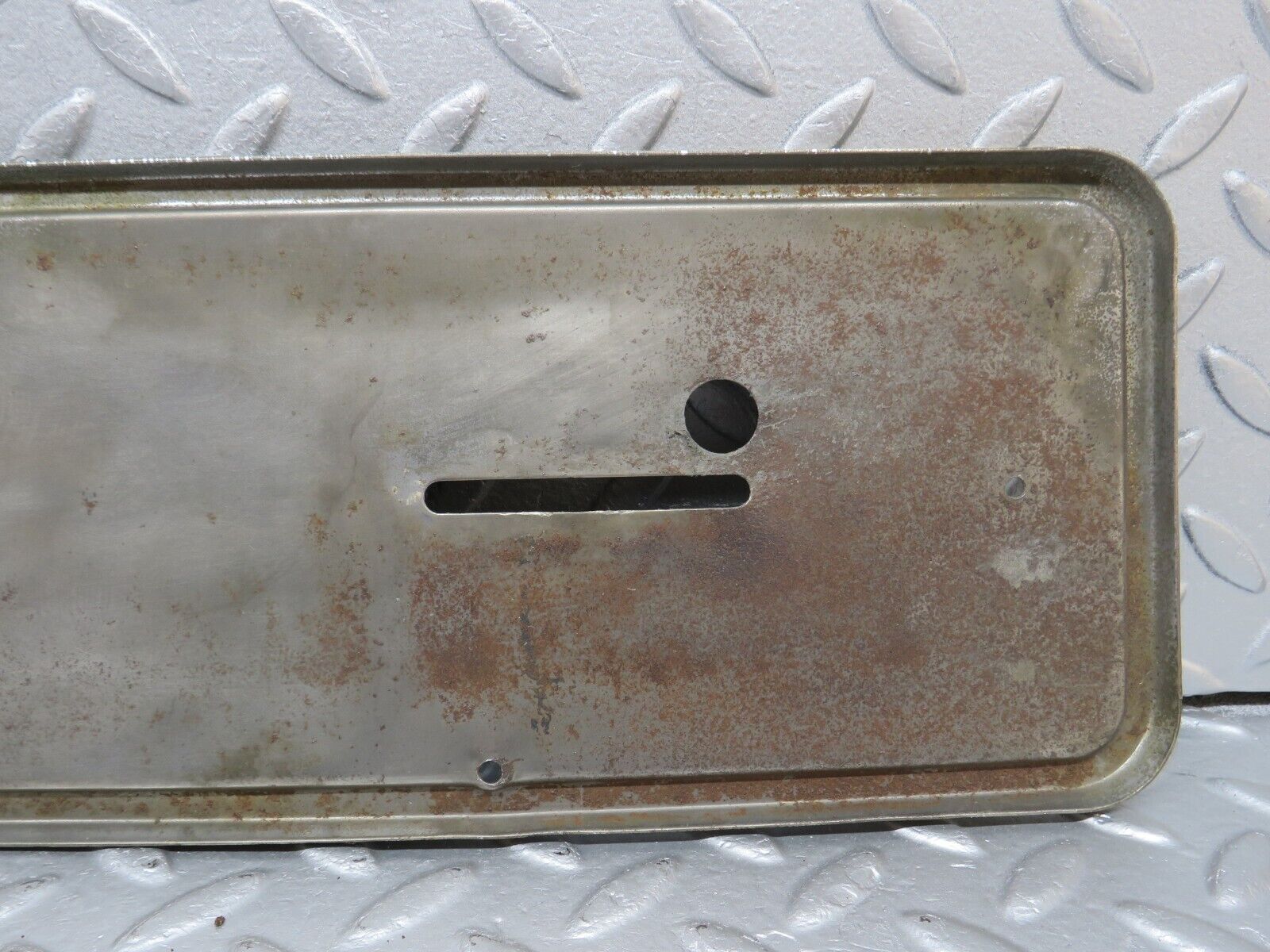 40356 Mercedes-Benz W110 230 Rear Chrome number Plate Holder