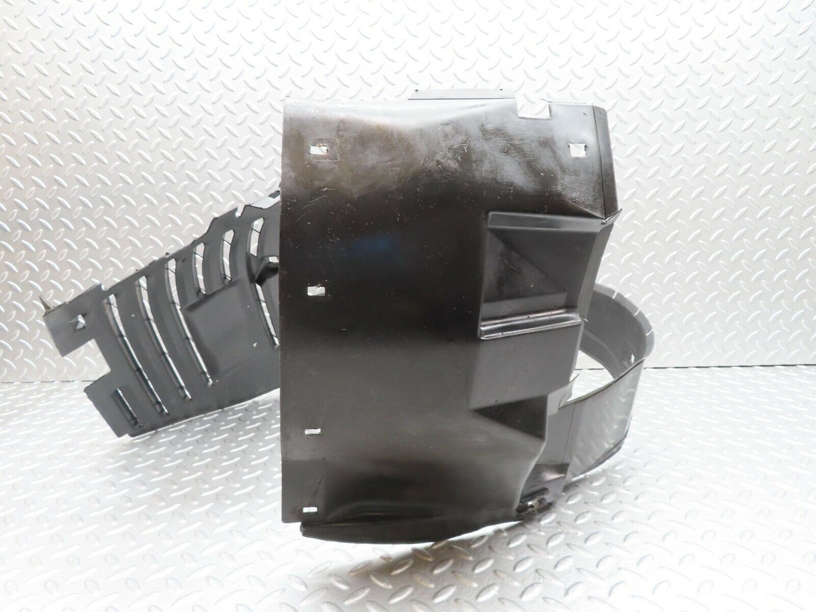 15017 Mercedes-Benz W140 S320 Wheel Arch Cover Front Right 1406983630