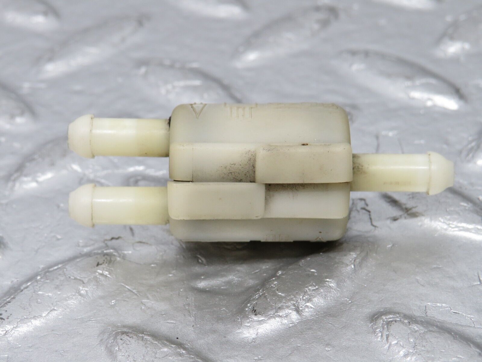 33667 Mercedes-Benz C123 230CE Coupe Windscreen Washer Fluid Distributor