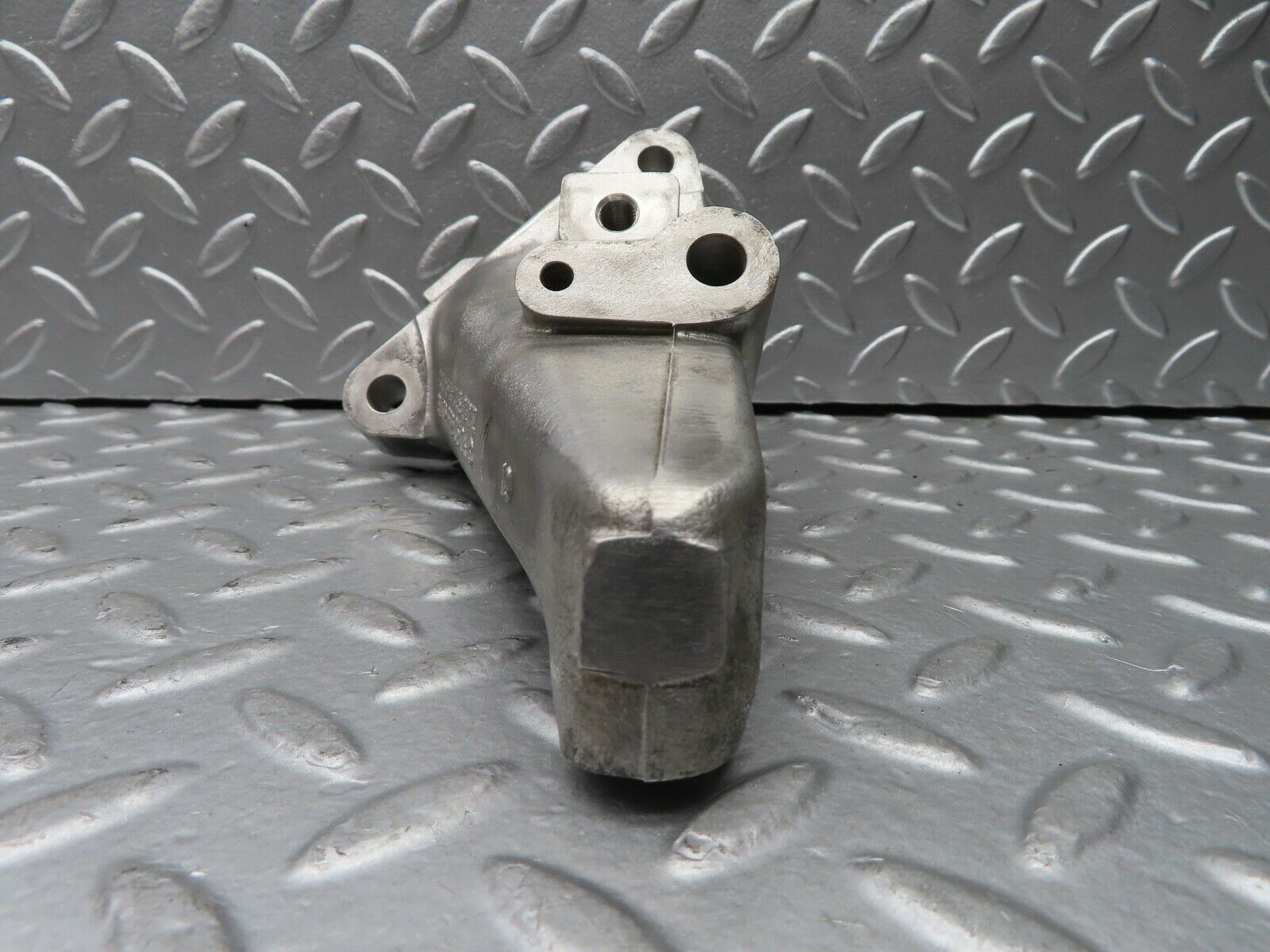 21291 Mercedes-Benz W123 230E Engine Mount Bracket Left Side 1022230504