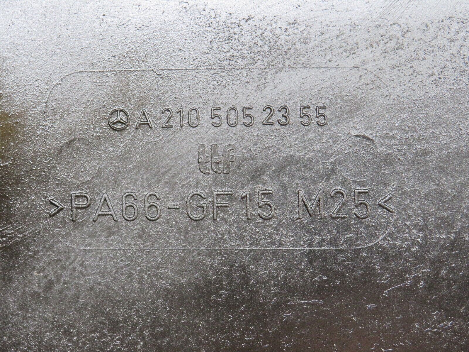 34734 Mercedes-Benz W210 320E Radiator Cooling Fan Bosch 2105052355 0130303227