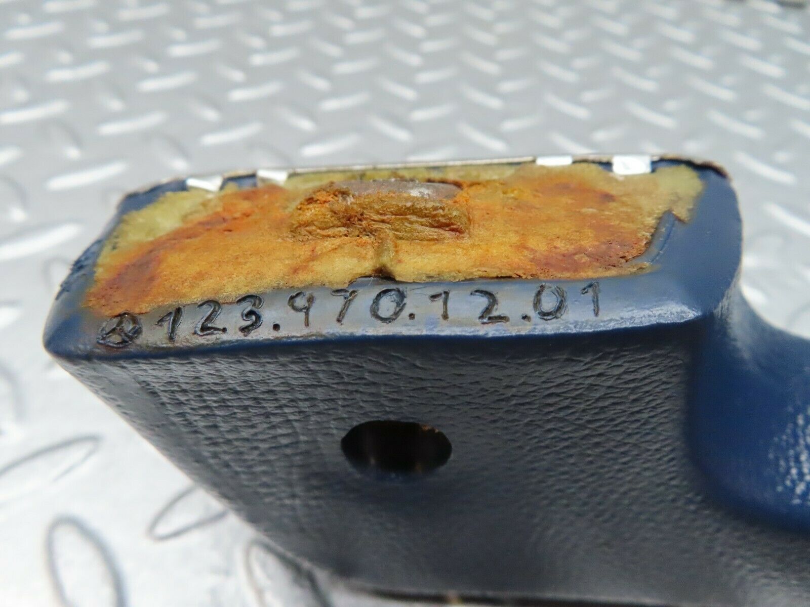 17911 Mercedes-Benz W123 200 Rear Right Interior Door Handle Blue 1239701201