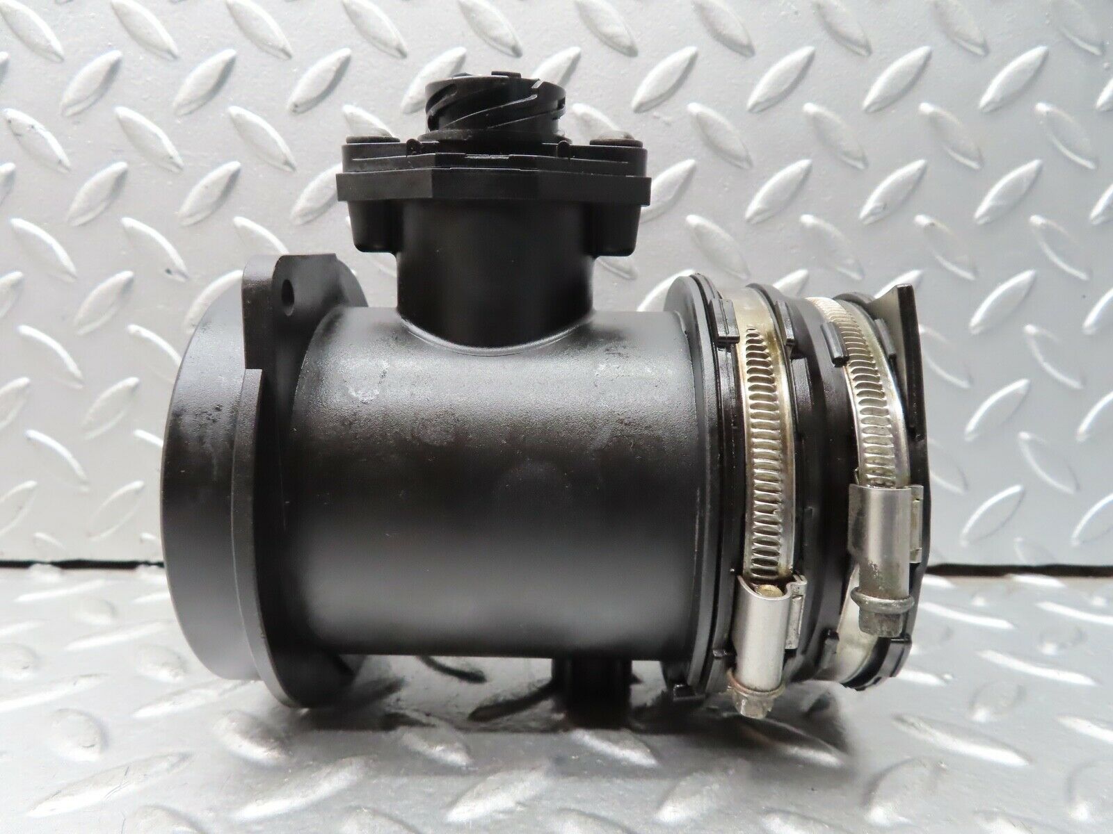 19556 Mercedes-Benz C140 CL420 Coupe Mass Air Flow Meter 0000940748