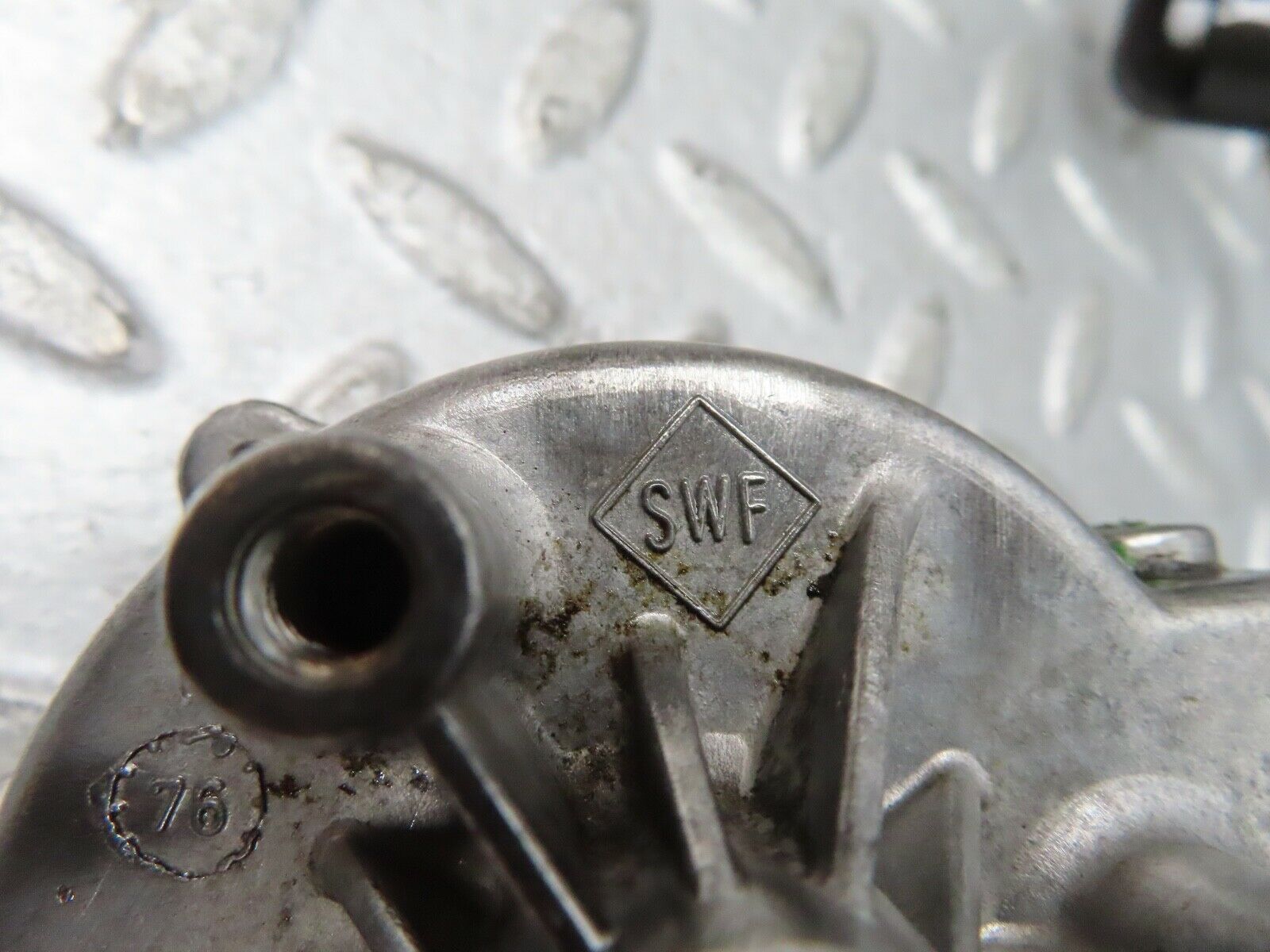 19118 Mercedes-Benz W123 300D Wiper Motor