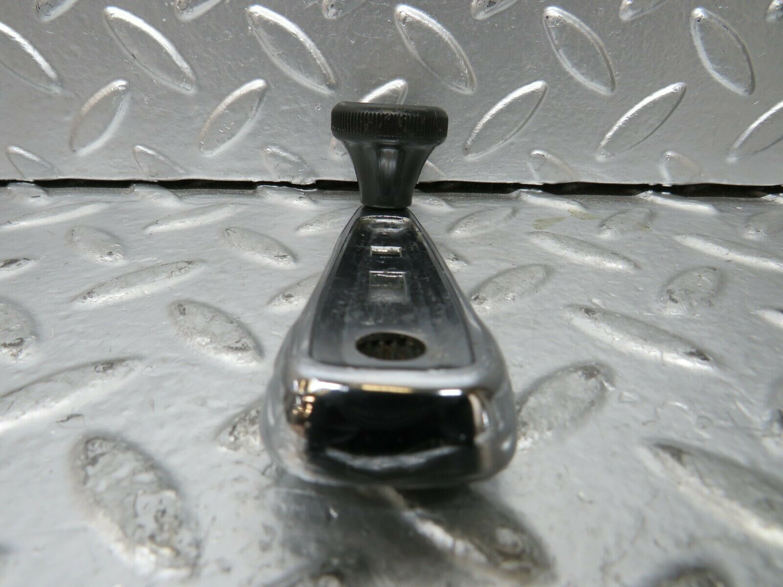 23467 Mercedes-Benz W114 280E Window Lifter Crank Handle