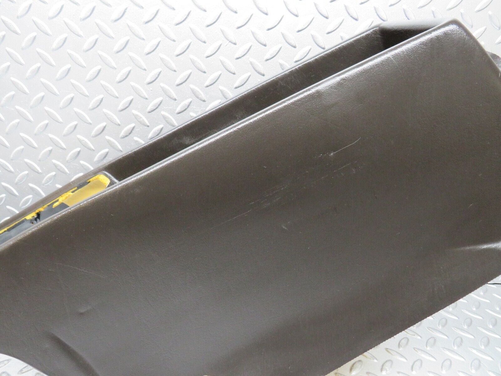 27146 Mercedes-Benz W123 280E Centre Console Brown