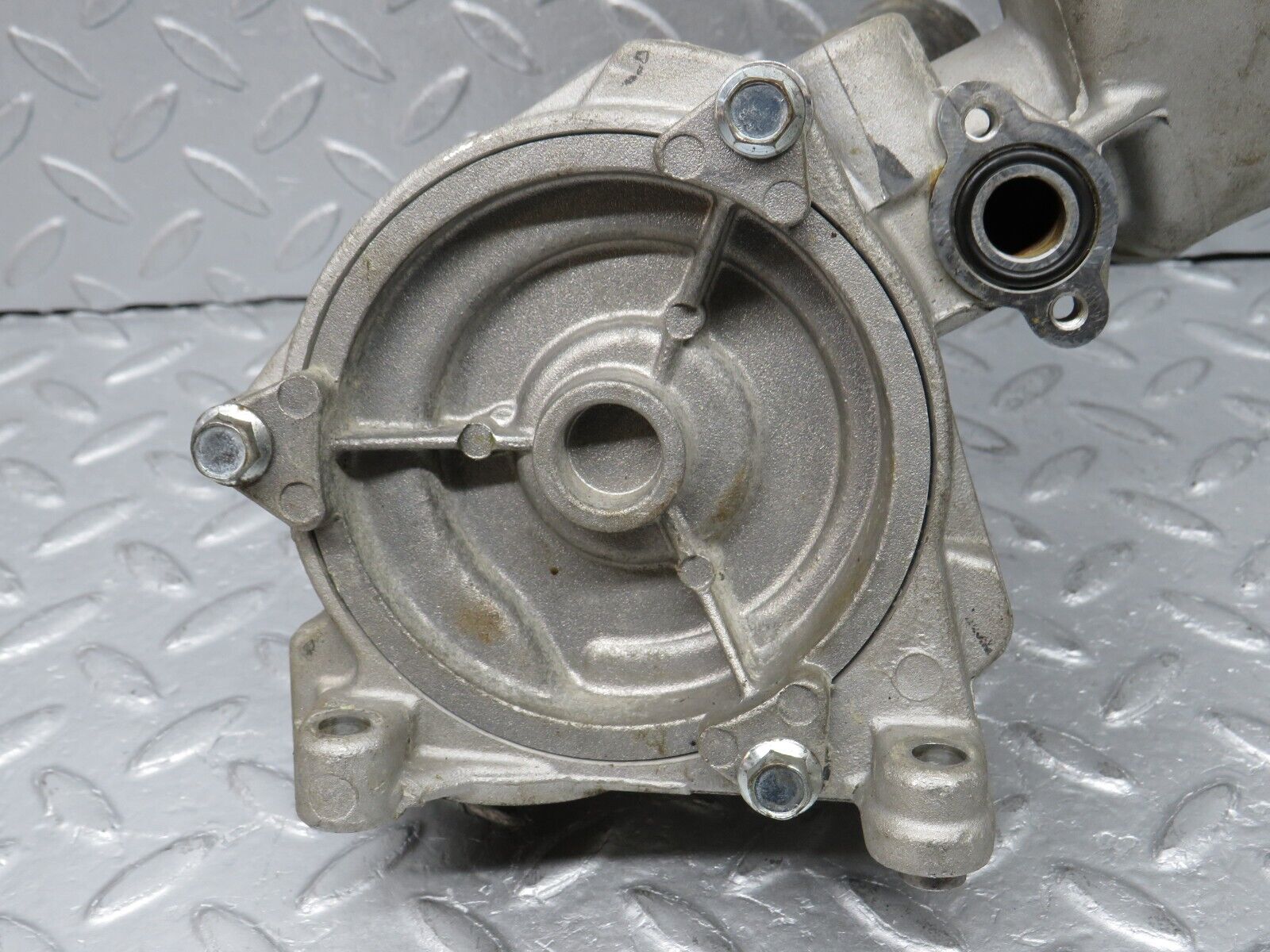 38554 Mercedes-Benz R129 280SL Coupe Water Pump