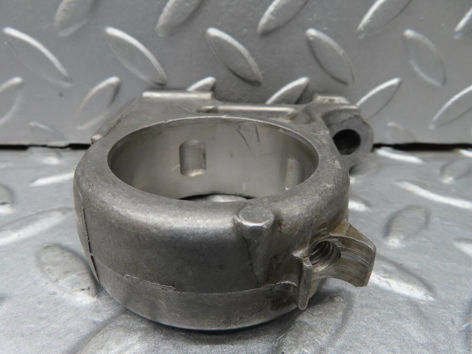 16722 Mercedes-Benz C107 380SLC Camshaft Tower Bearing 1160514612