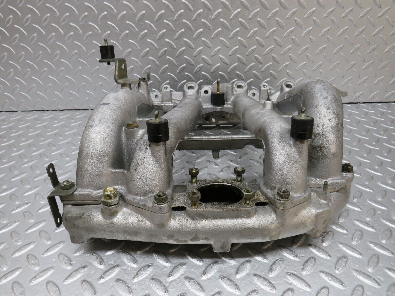 33863 Mercedes-Benz W201 190E 2.0L Intake Manifold 1021413501